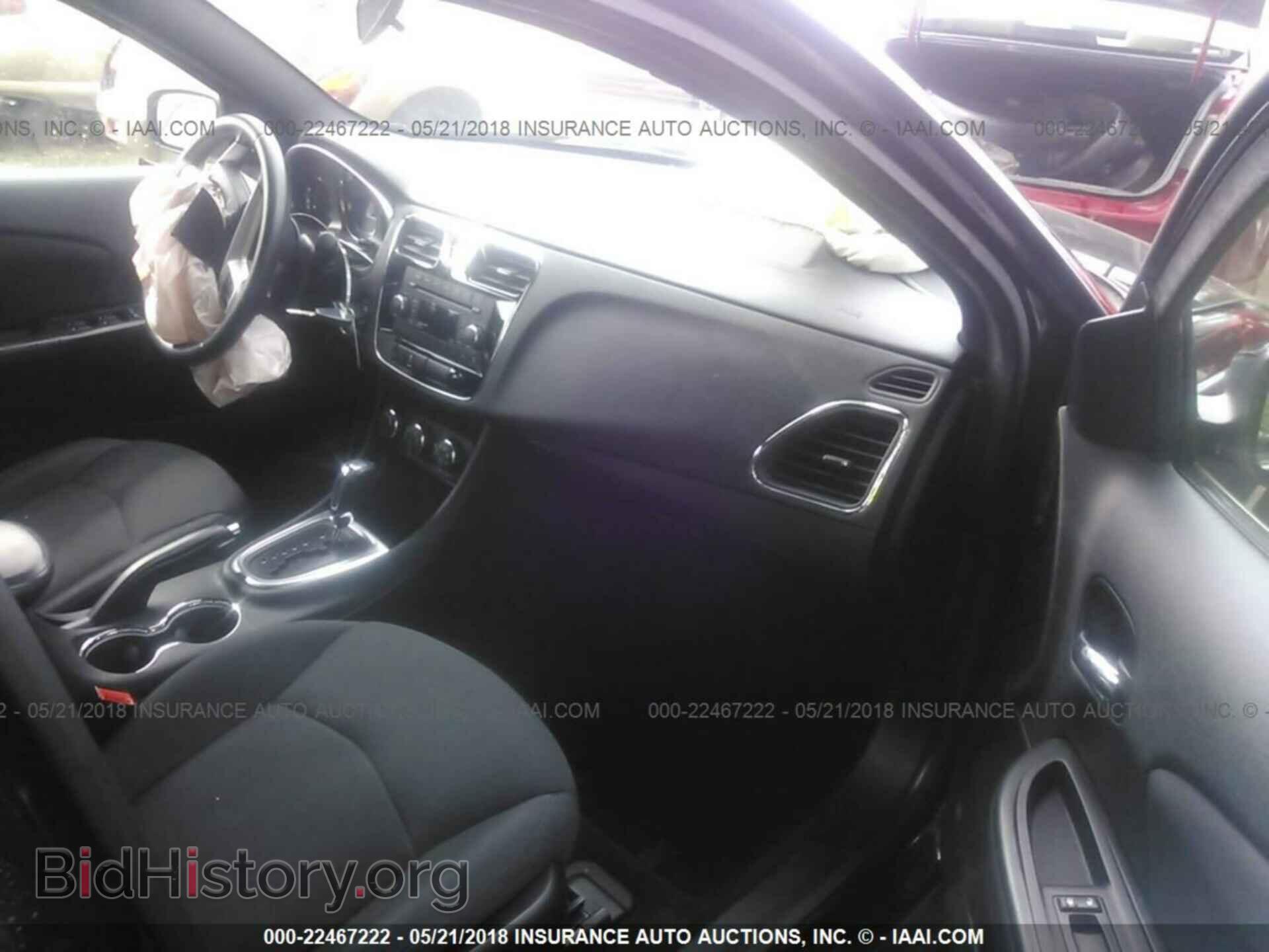 2013 Chrysler 200 - VIN: 1C3CCBBB7DN714672 - Photo 5