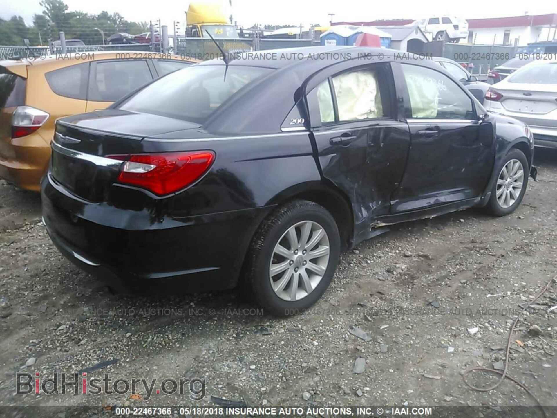 2013 Chrysler 200 - VIN: 1C3CCBBB1DN570343 - Фото 4