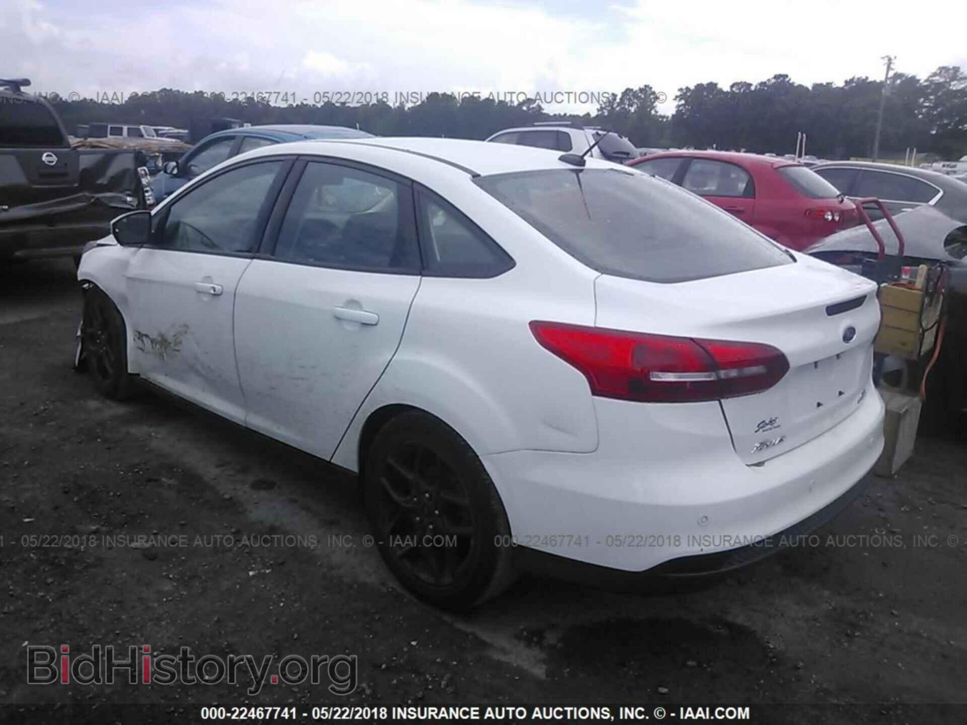 2016 Ford Focus - VIN: 1FADP3F22GL222982 - Фото 3