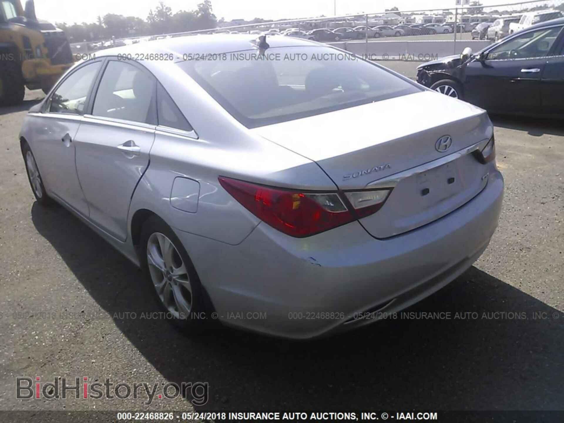 2012 Hyundai Sonata - VIN: 5NPEC4AC7CH364579 - Фото 3