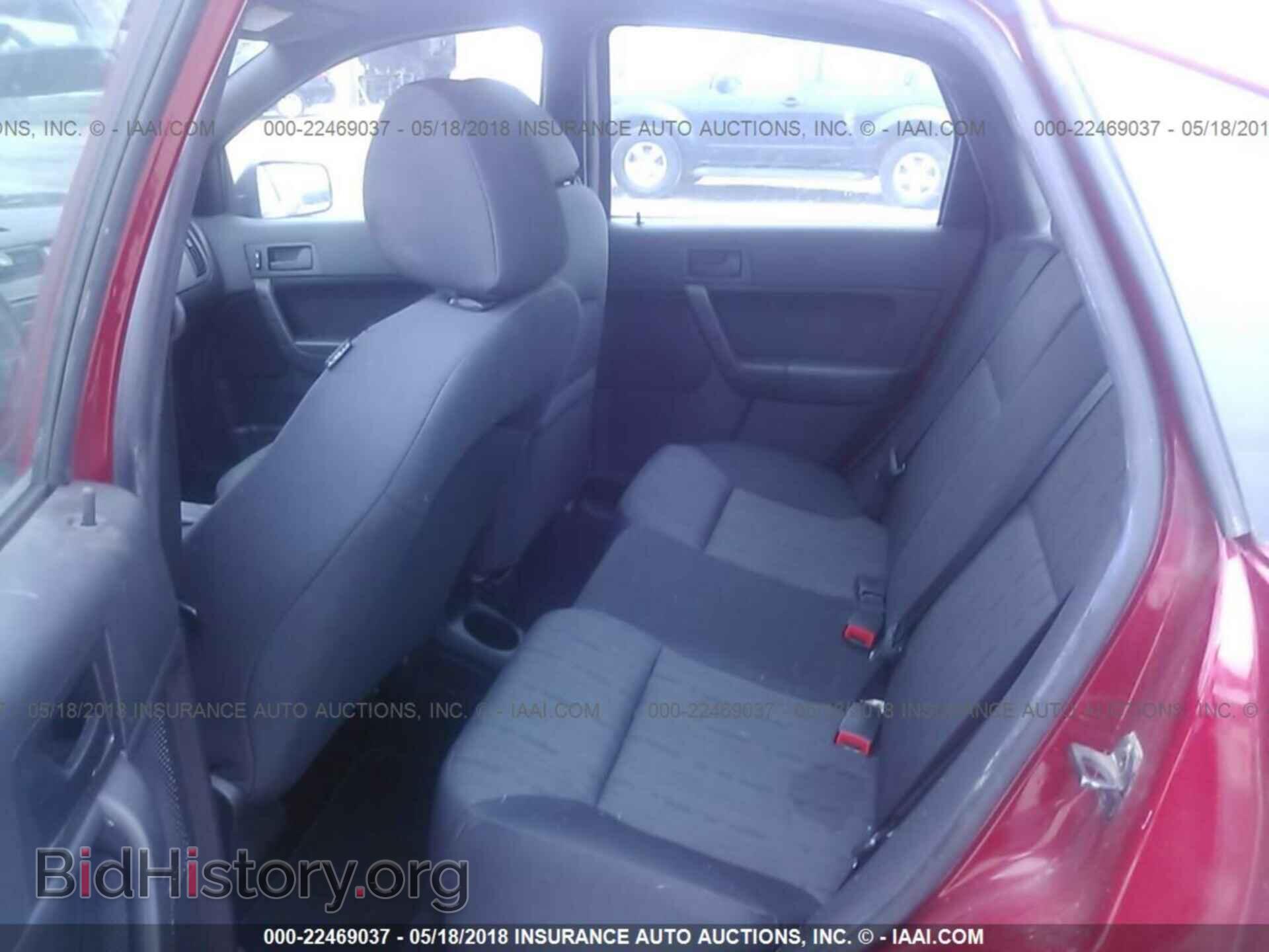 2011 Ford Focus - VIN: 1FAHP3FN4BW164344 - Фото 8