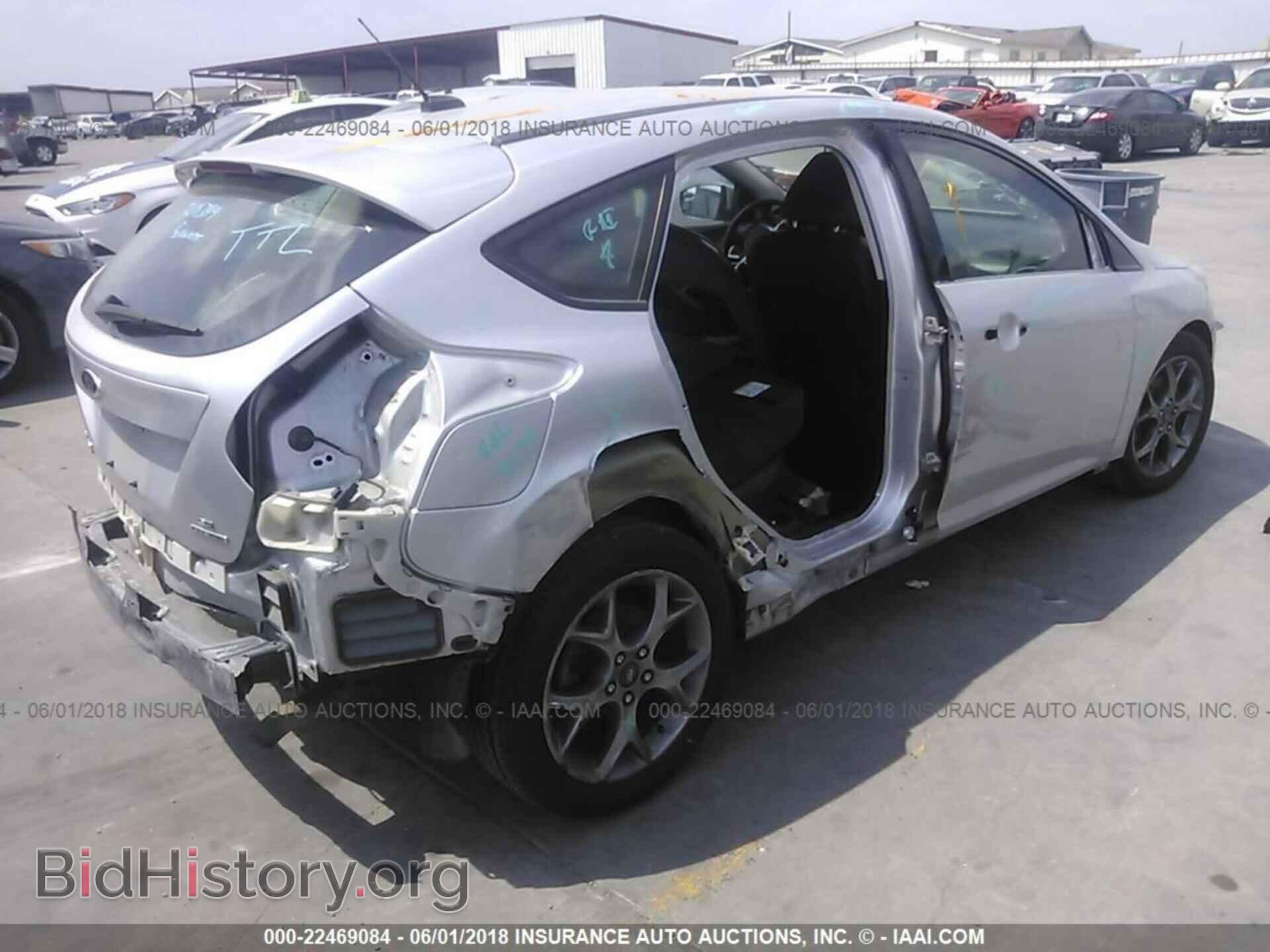 2013 Ford Focus - VIN: 1FADP3K27DL132440 - Photo 4