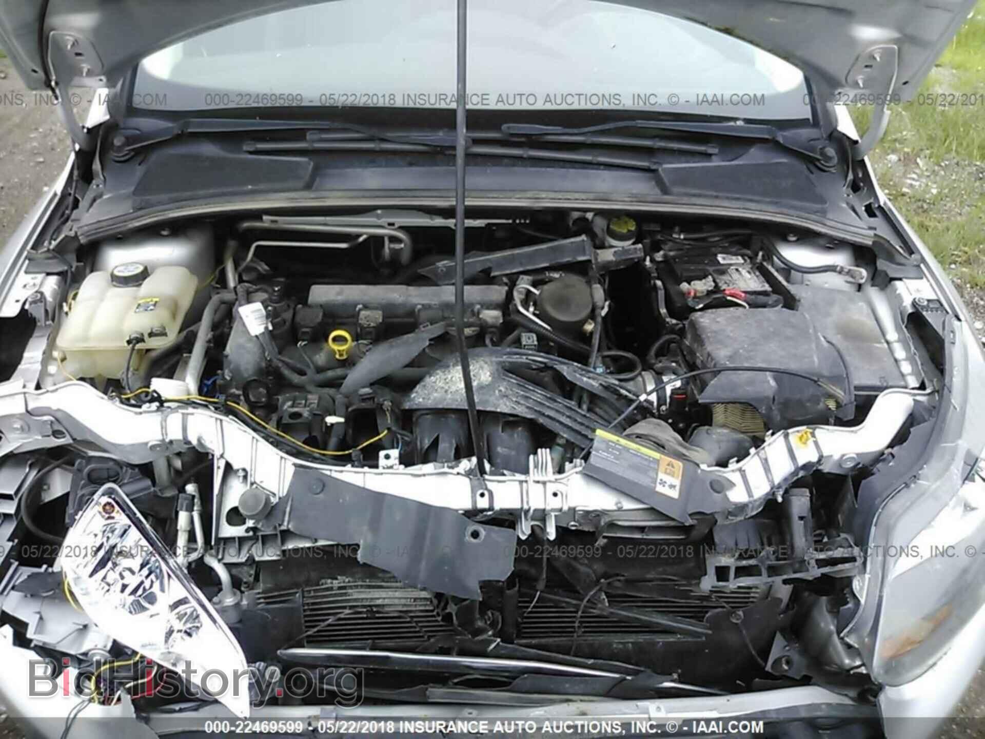 2012 Ford Focus - VIN: 1FAHP3N21CL215051 - Photo 10