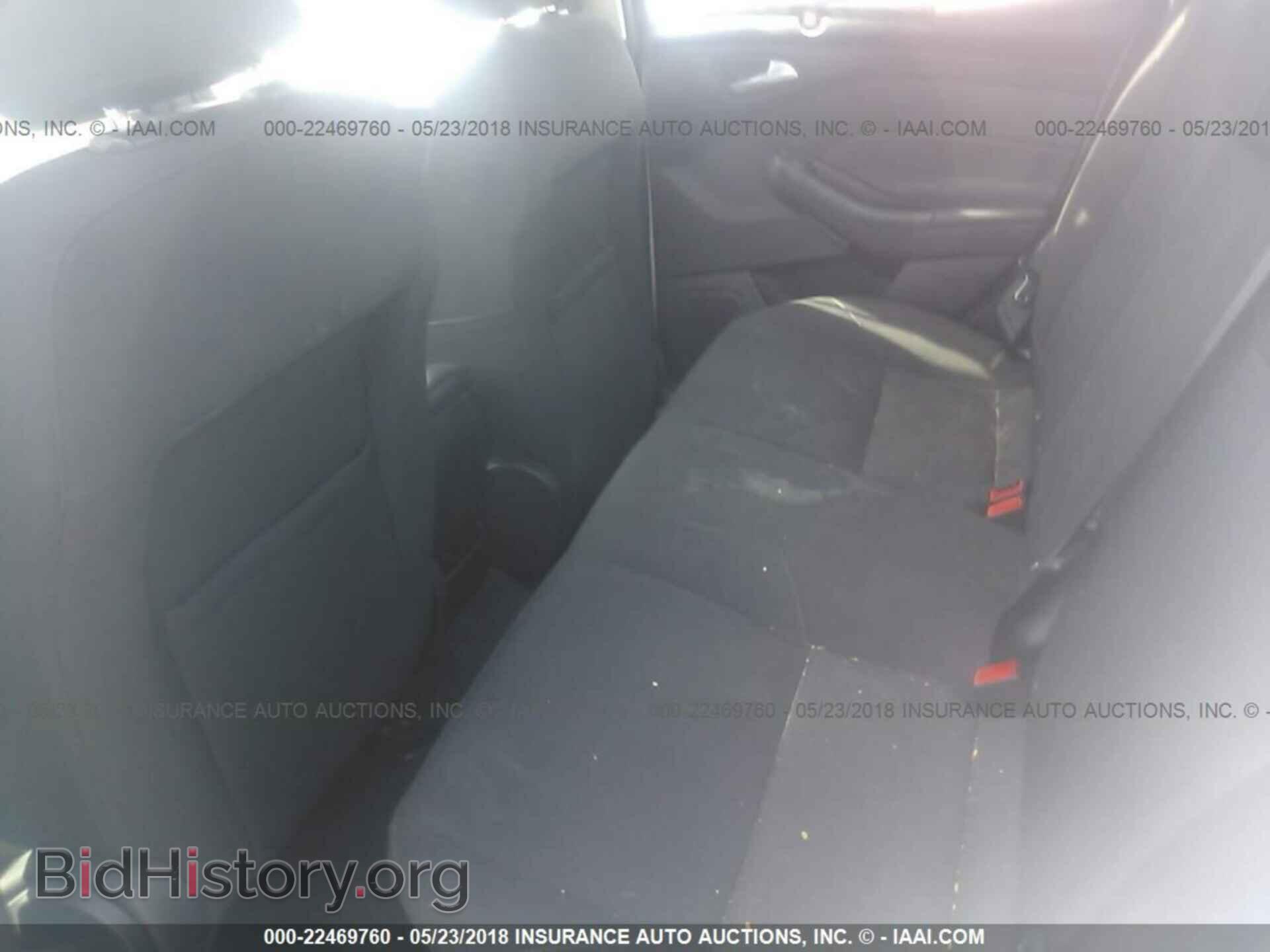 2016 Ford Focus - VIN: 1FADP3F20GL270013 - Photo 8