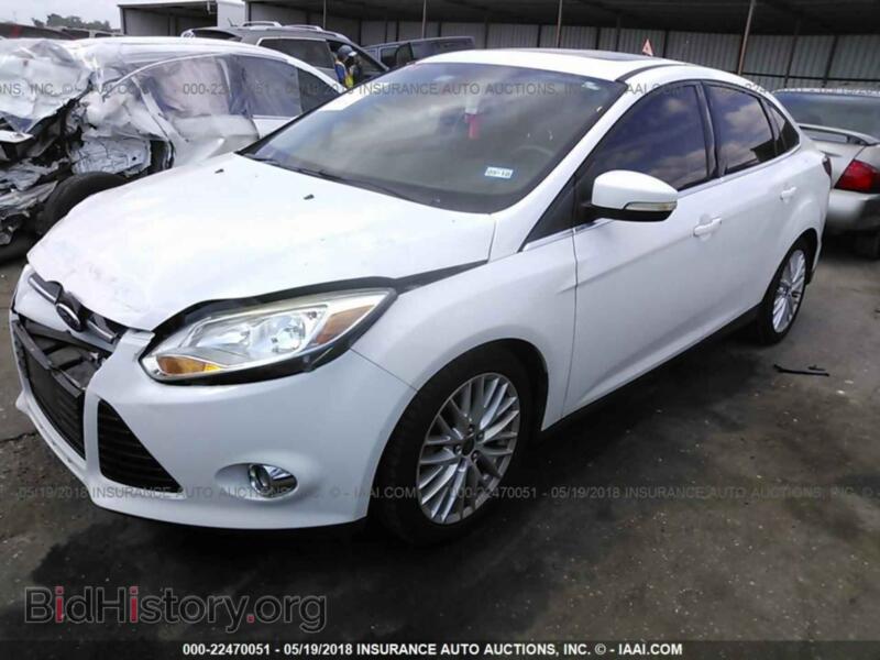 2012 Ford FOCUS (VIN 1FAHP3H27CL324660) — фото 2 из 10