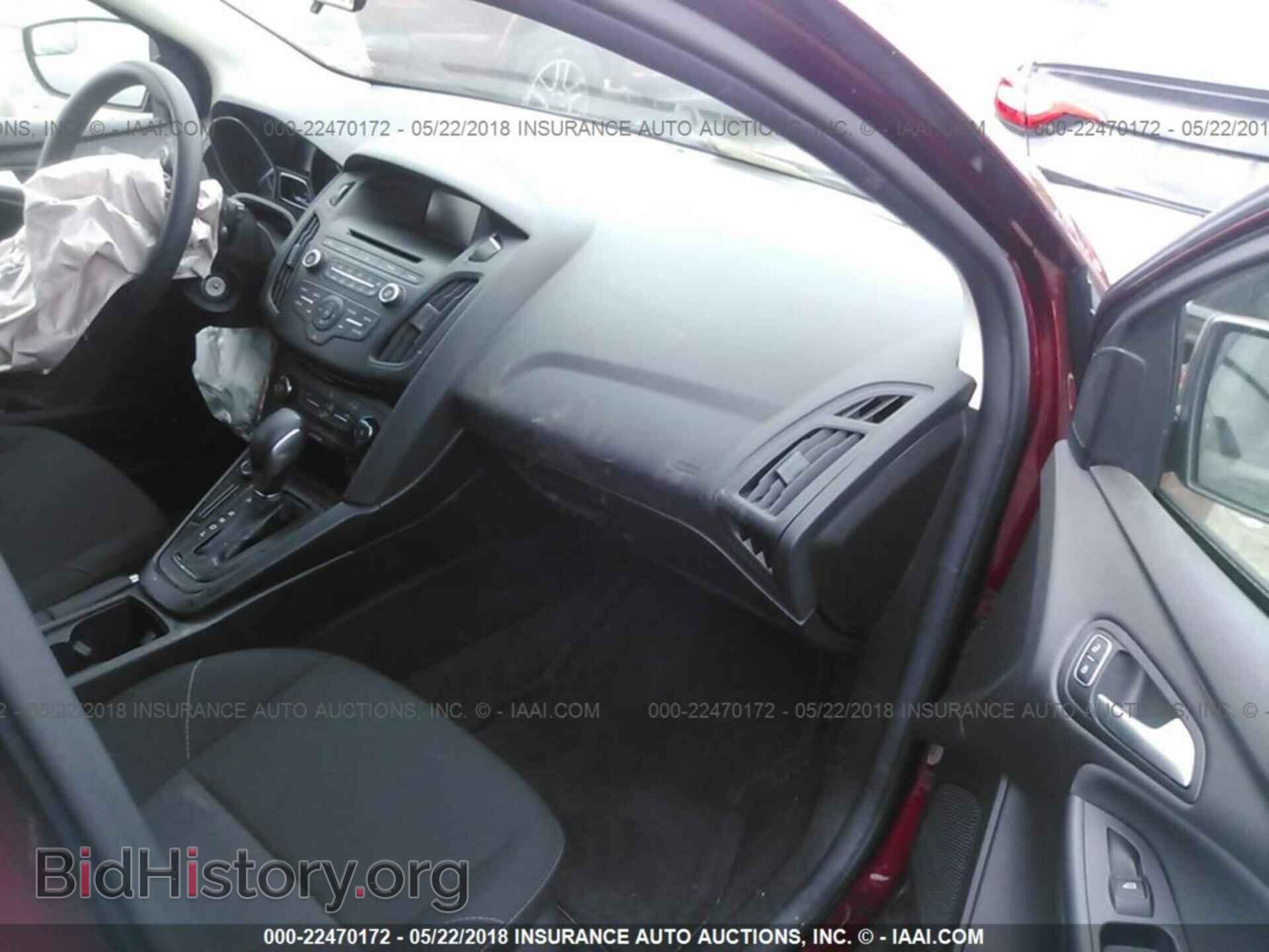 2017 Ford Focus - VIN: 1FADP3K29HL208844 - Photo 5