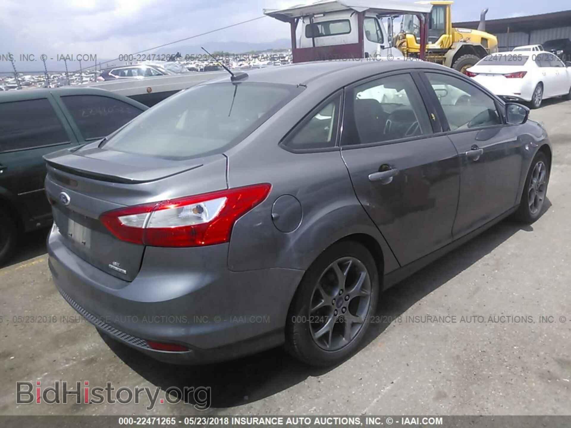 2013 Ford Focus - VIN: 1FADP3F27DL276340 - Photo 4