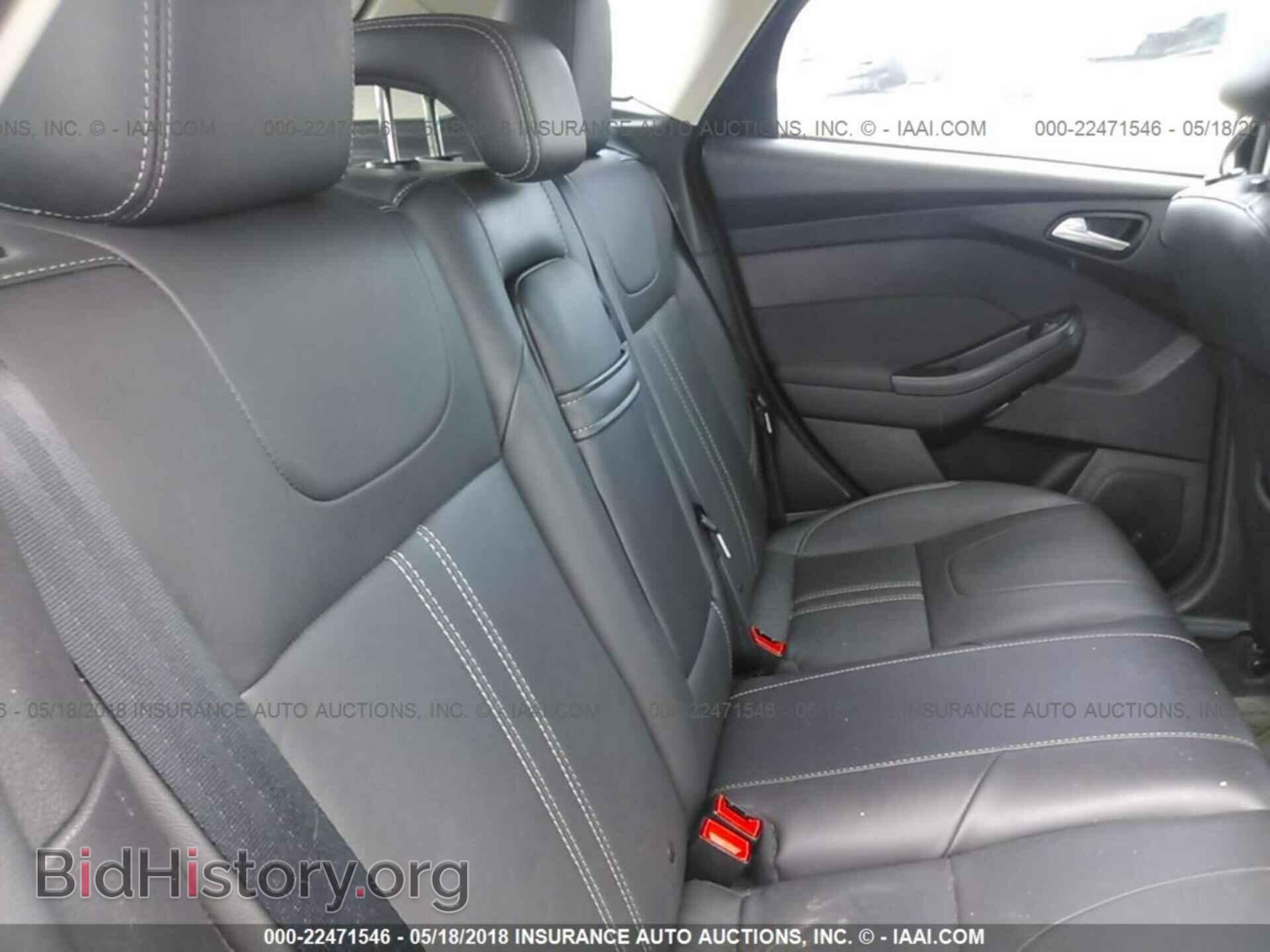 2012 Ford Focus - VIN: 1FAHP3N26CL324413 - Photo 8