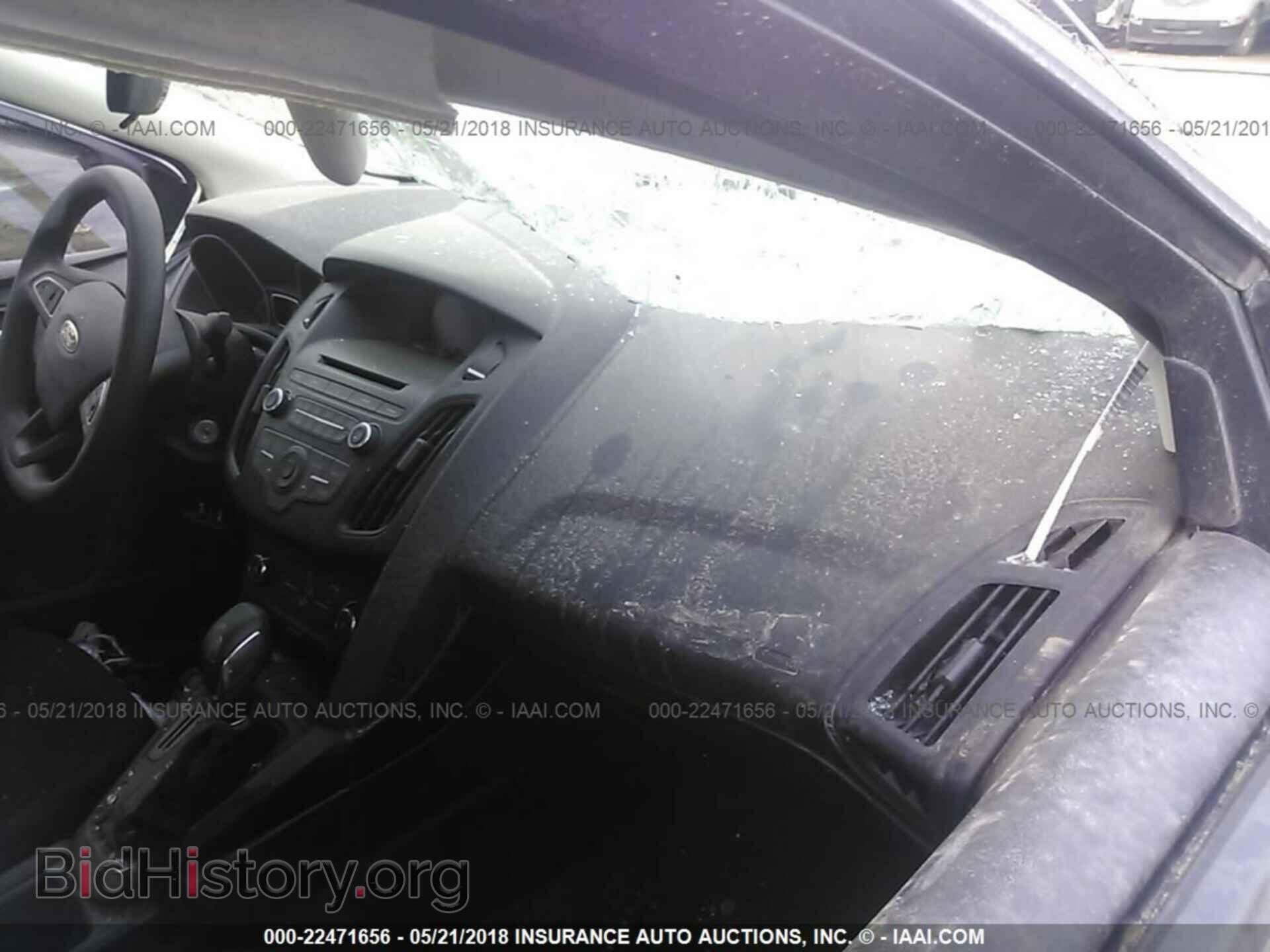 2017 Ford Focus - VIN: 1FADP3F23HL276843 - Фото 5