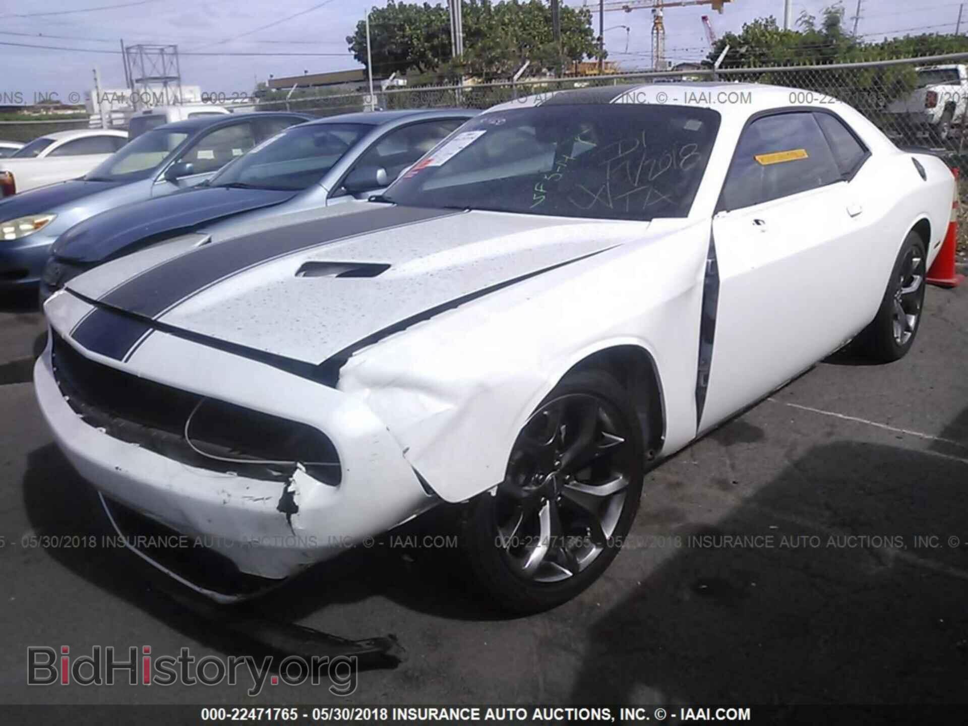 2016 Dodge Challenger - VIN: 2C3CDZAGXGH336282 - Photo 2
