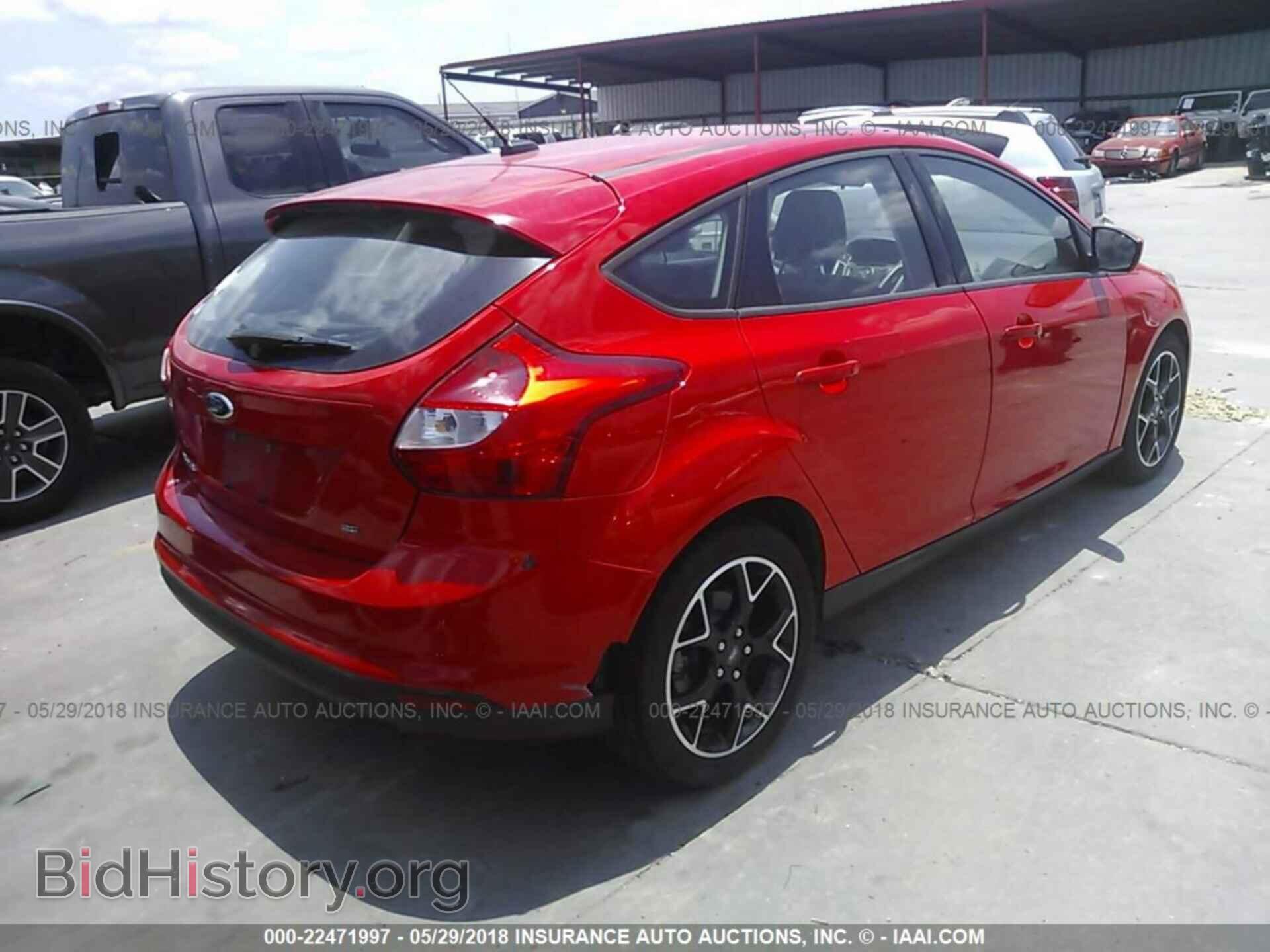 2012 Ford Focus - VIN: 1FAHP3K20CL256856 - Photo 4