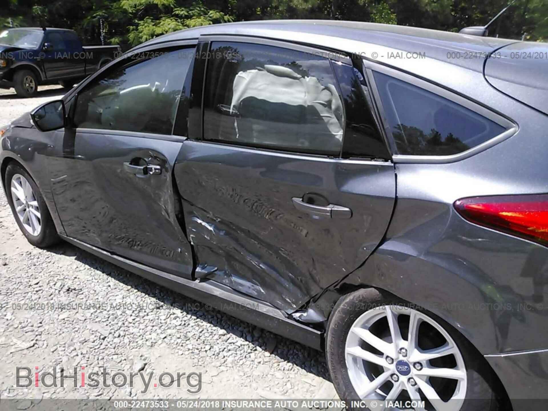 2017 Ford Focus - VIN: 1FADP3K22HL317615 - Photo 6