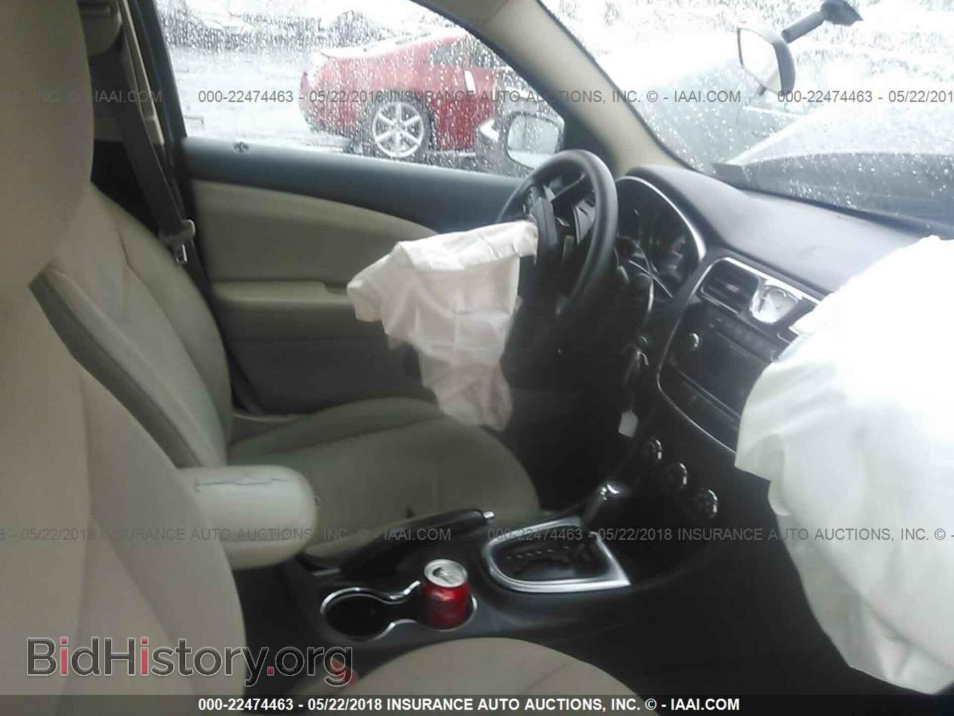 2013 Chrysler 200 - VIN: 1C3CCBAB6DN669385 - Photo 5