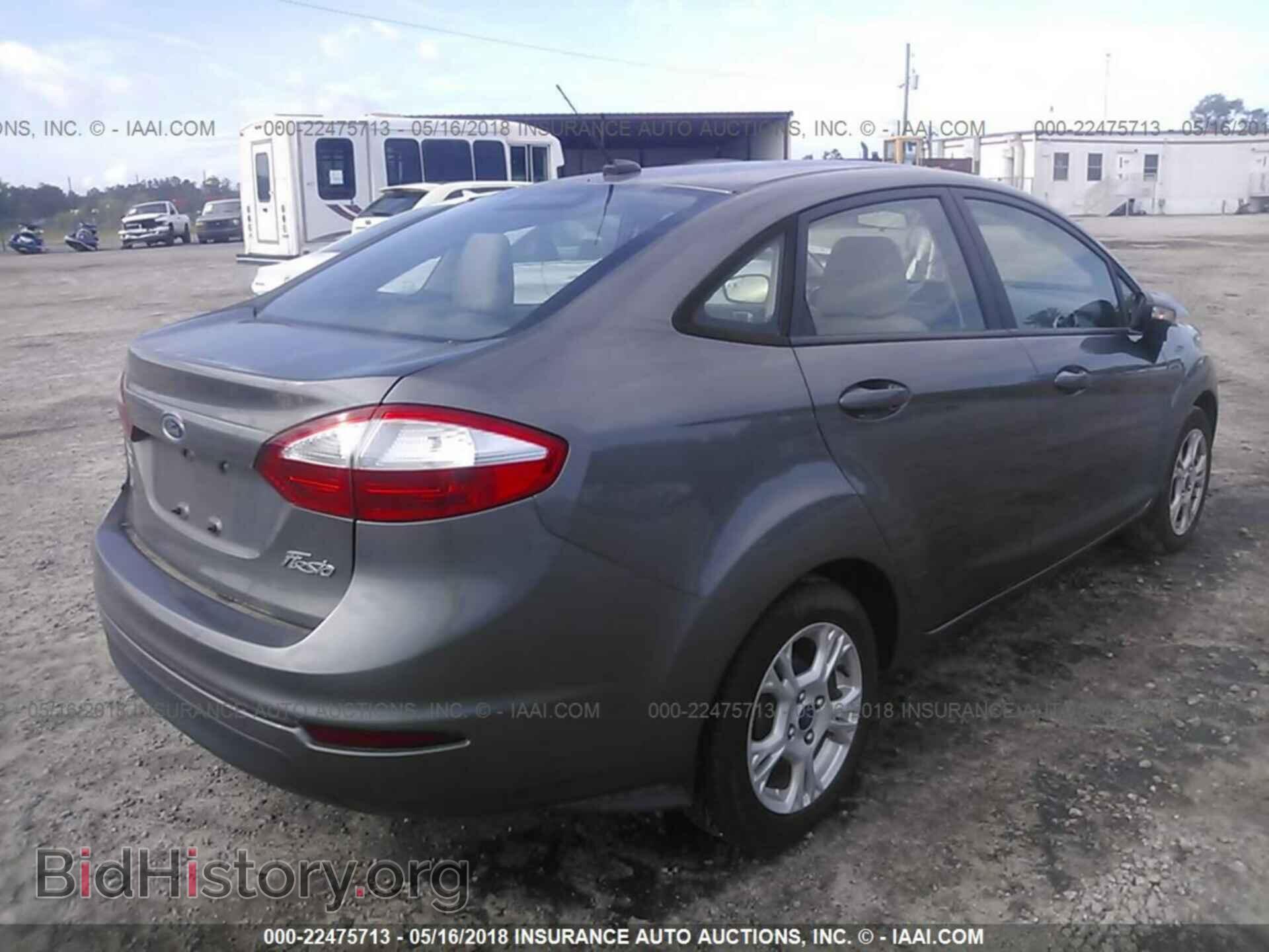 2014 Ford Fiesta - VIN: 3FADP4BJ6EM124875 - Photo 4