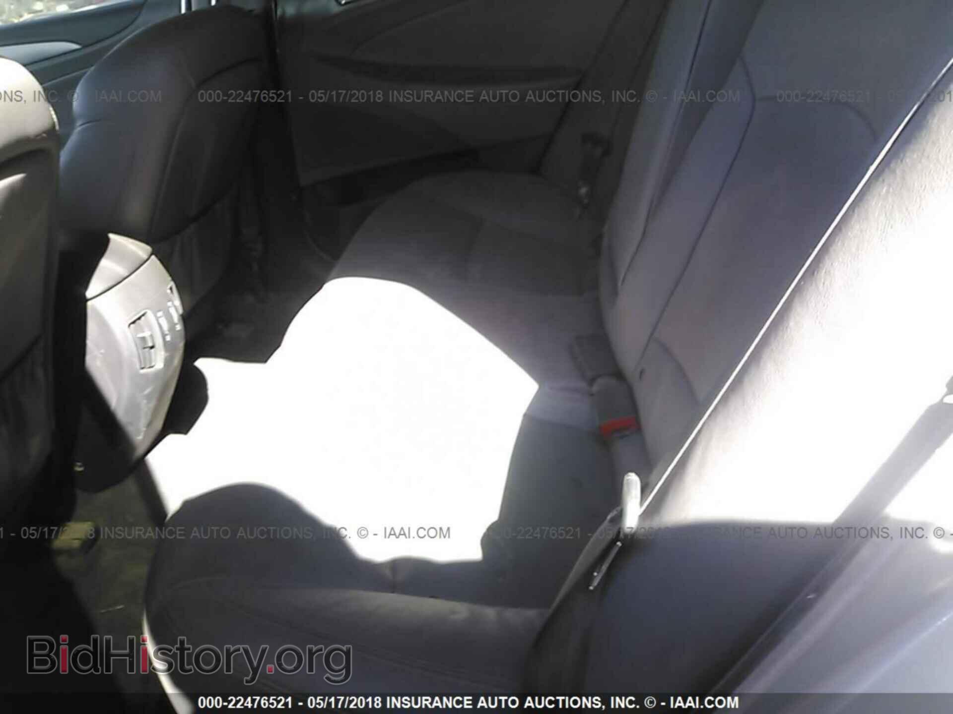 2012 Hyundai Sonata - VIN: KMHEC4A4XCA033443 - Photo 8
