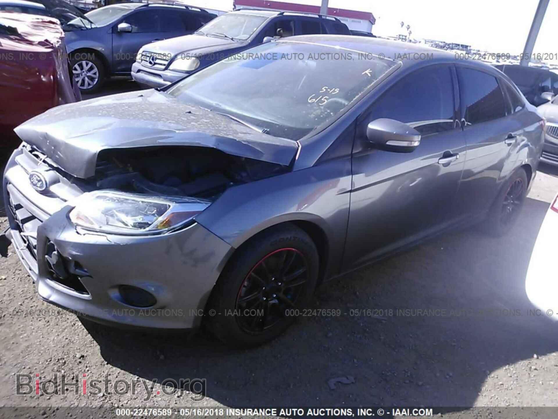 2013 Ford Focus - VIN: 1FADP3F23DL382347 - Photo 2