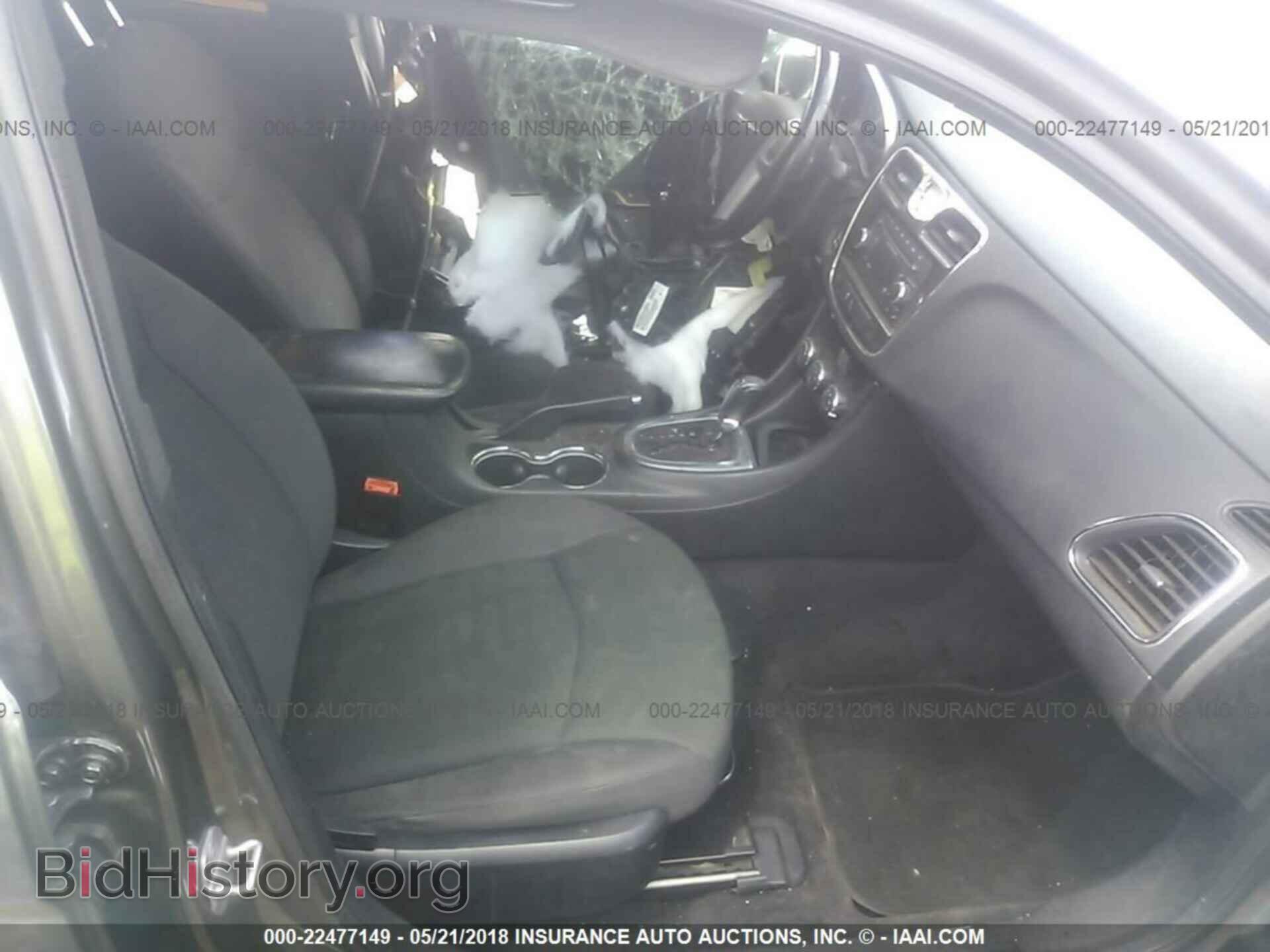 2012 Chrysler 200 - VIN: 1C3CCBBB8CN191631 - Фото 5