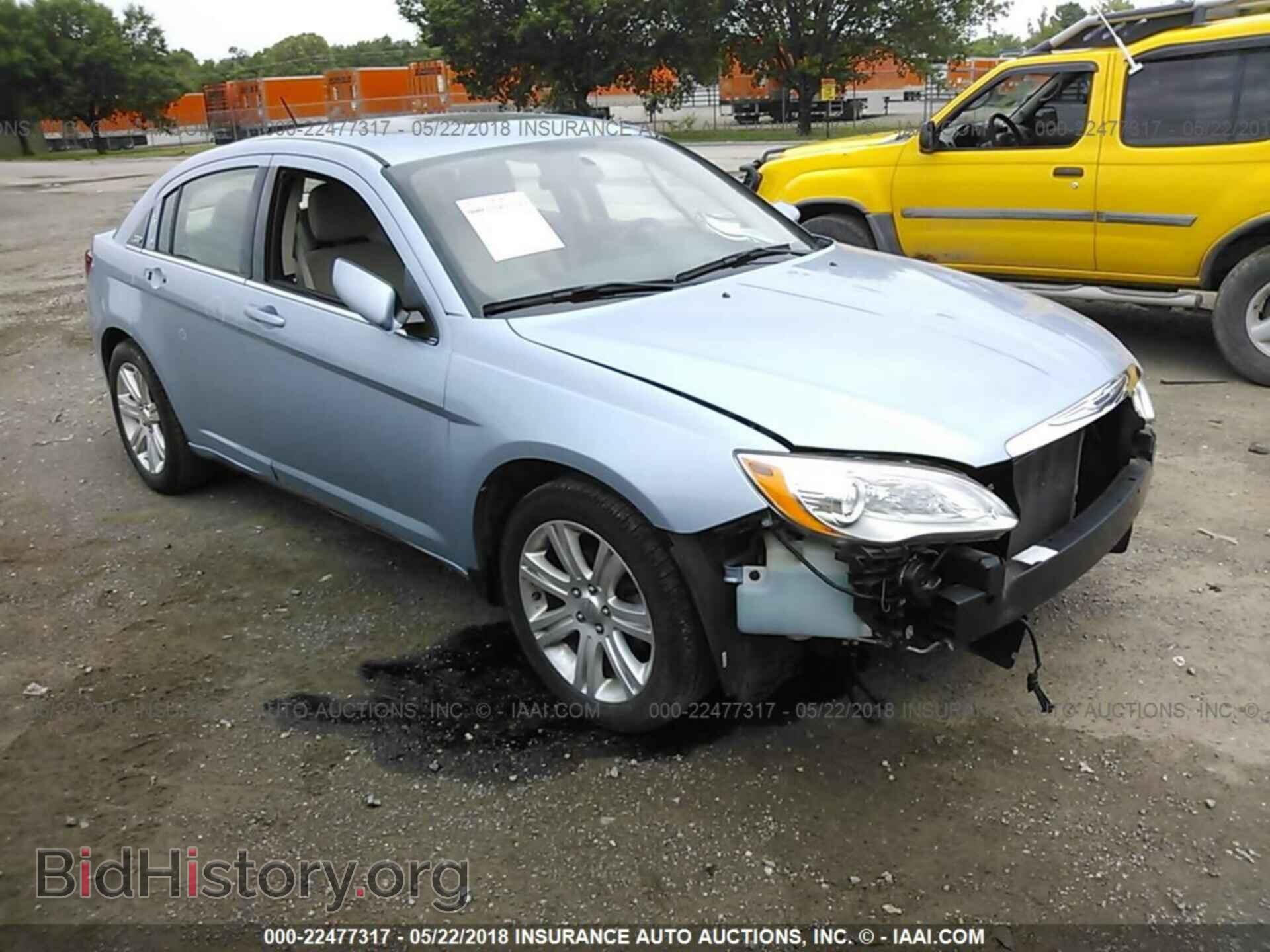 Photo 1C3CCBBB3DN514212 - Chrysler 200 2013