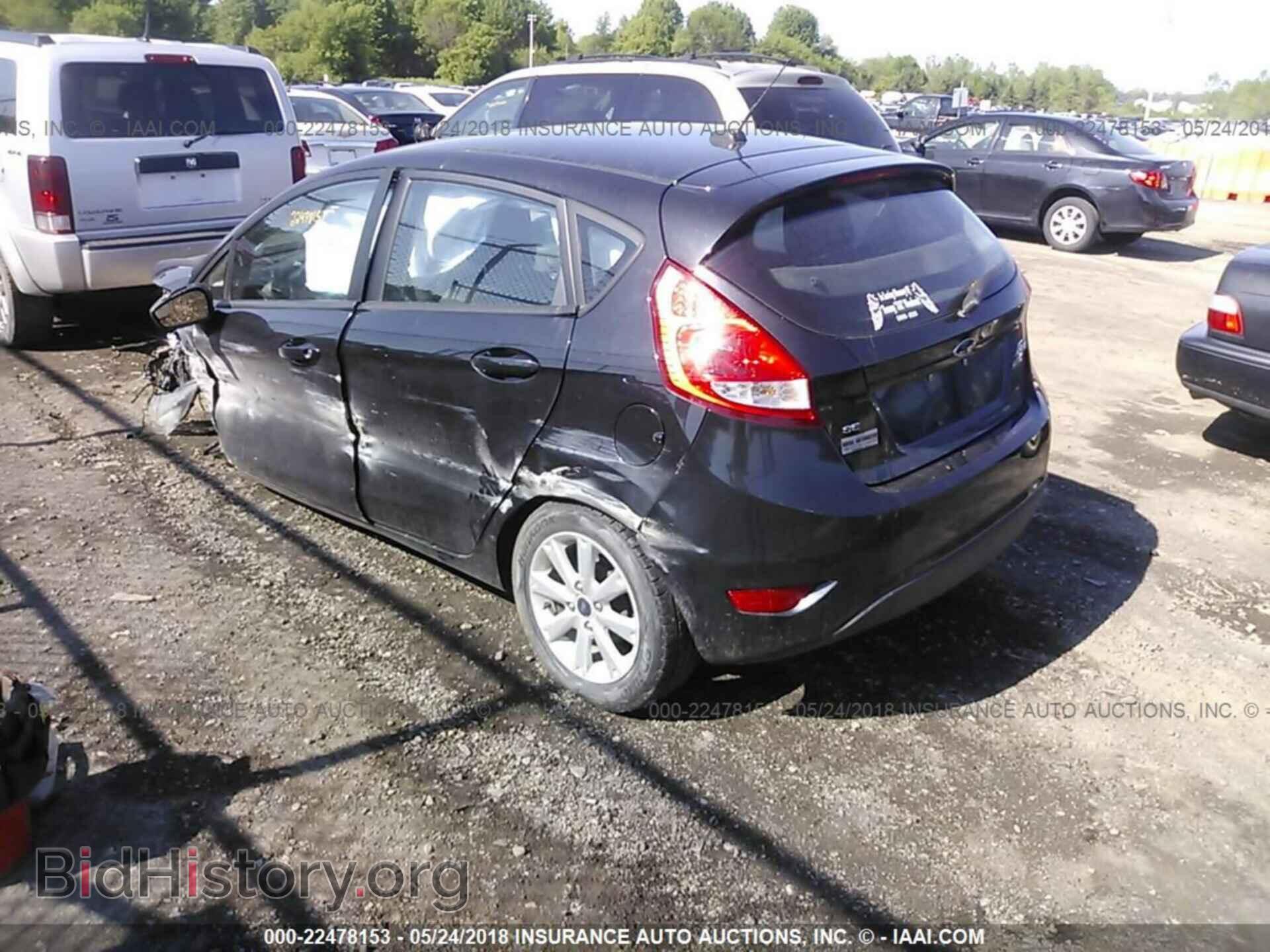 2011 Ford Fiesta - VIN: 3FADP4EJ4BM108214 - Фото 3