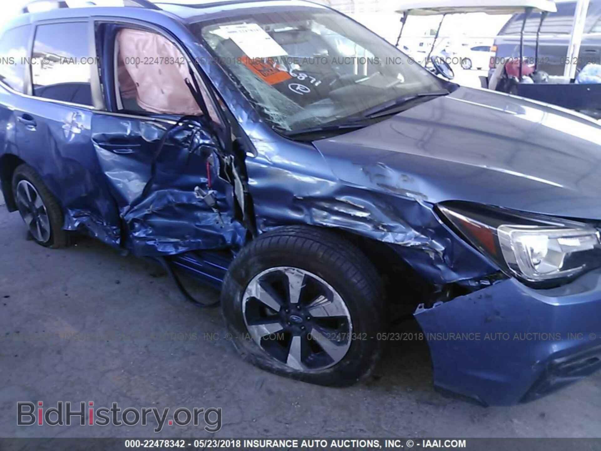 2017 Subaru Forester - VIN: JF2SJARC8HH477332 - Photo 6