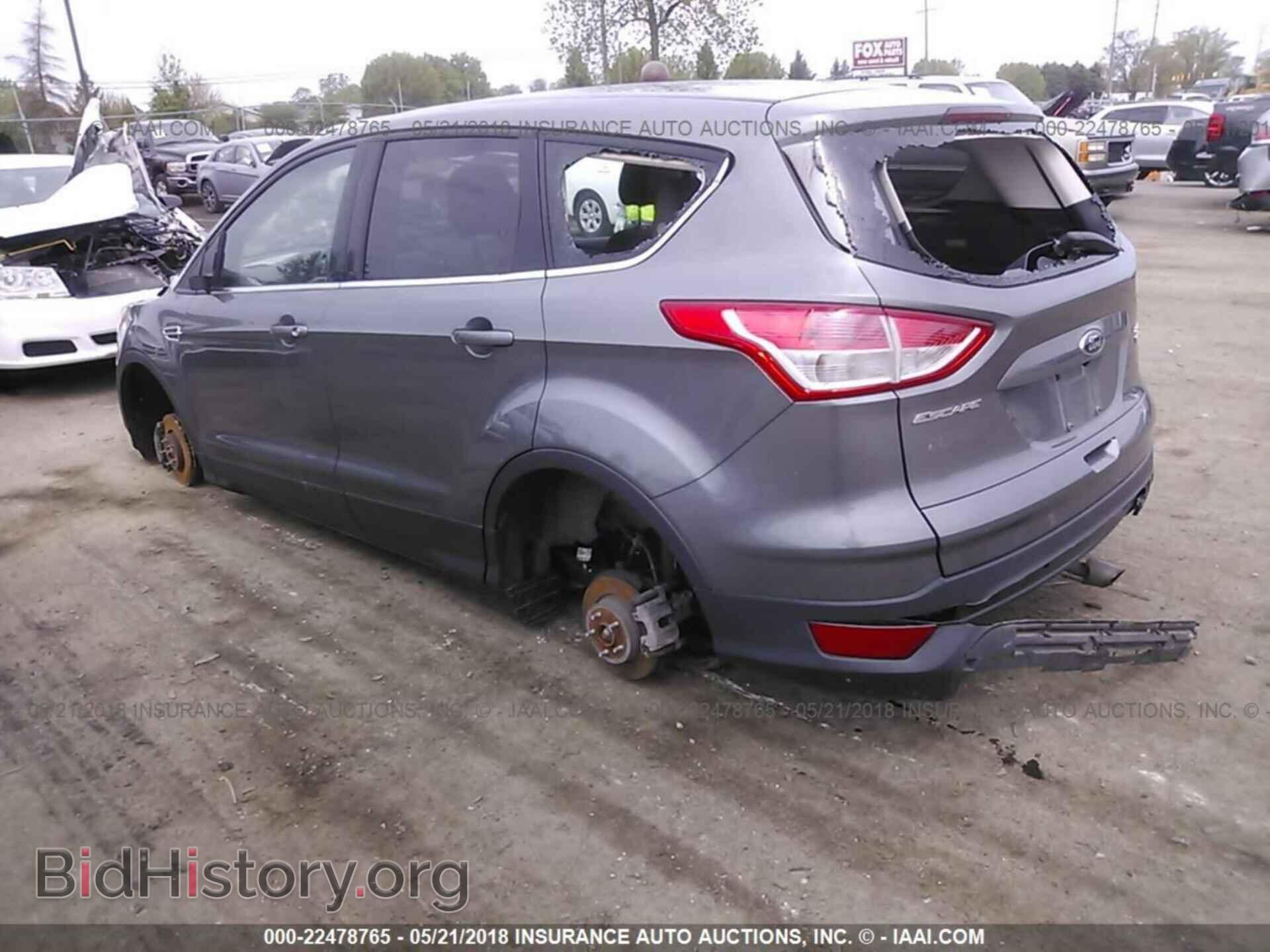 2014 Ford Escape - VIN: 1FMCU9GX2EUC35066 - Photo 3