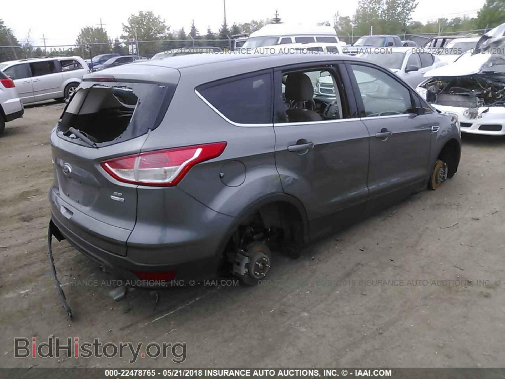 2014 Ford Escape - VIN: 1FMCU9GX2EUC35066 - Photo 4