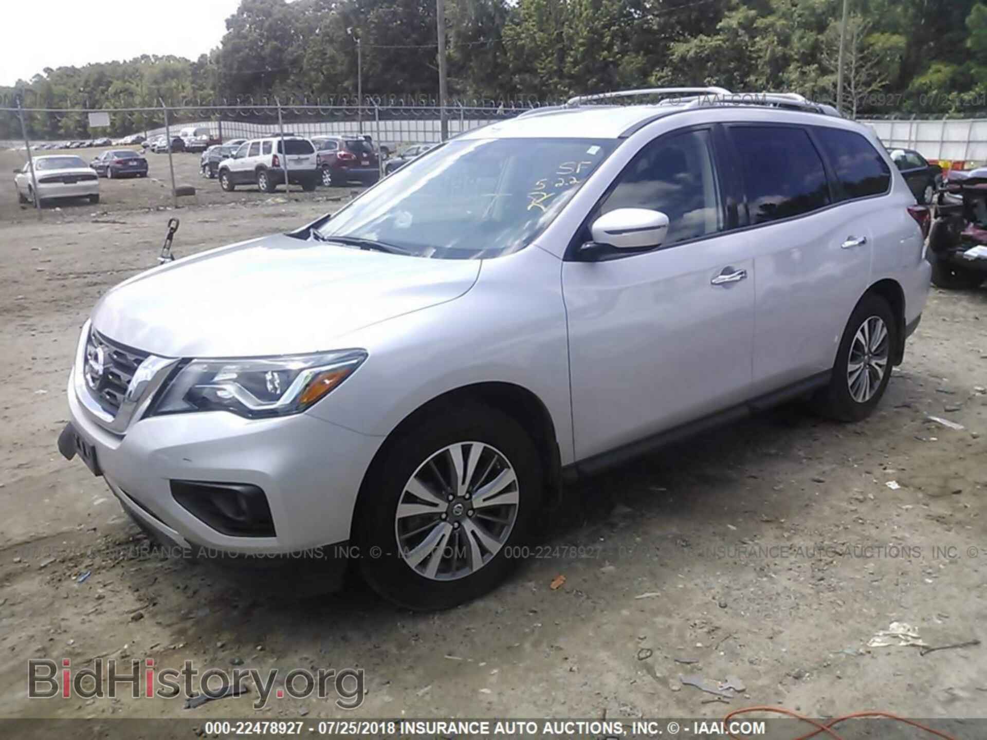 2017 Nissan Pathfinder - VIN: 5N1DR2MN6HC606546 - Фото 2