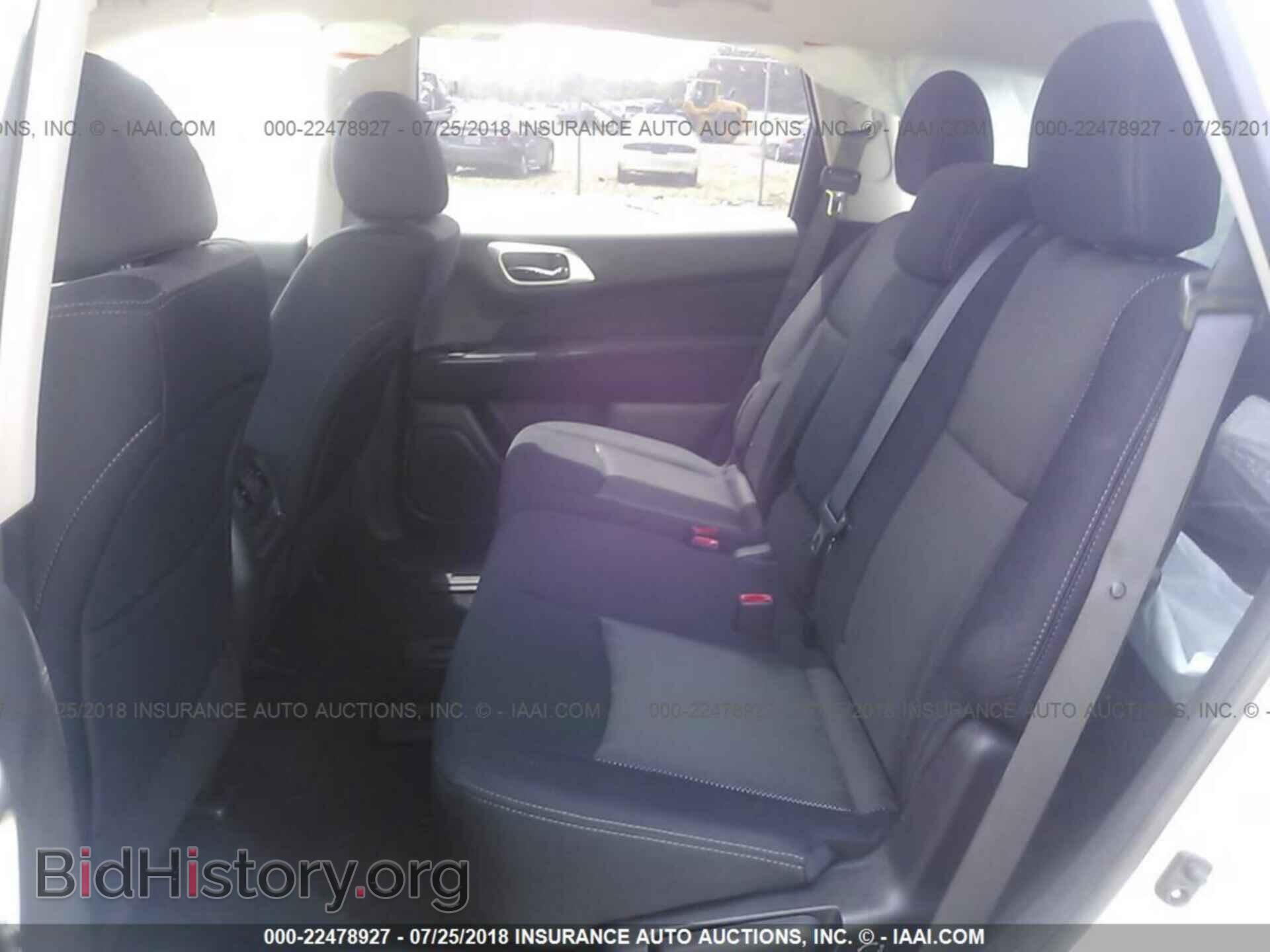 2017 Nissan Pathfinder - VIN: 5N1DR2MN6HC606546 - Фото 8