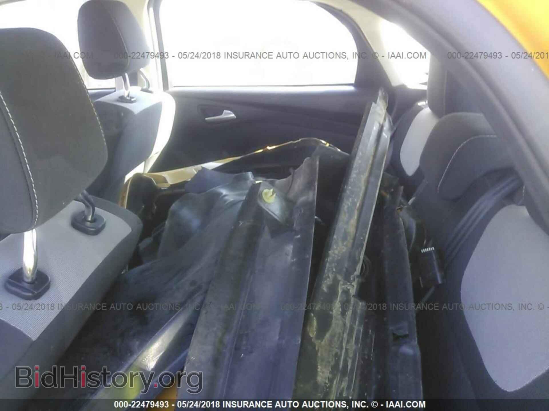 2012 Ford Focus - VIN: 1FAHP3K28CL319220 - Photo 8