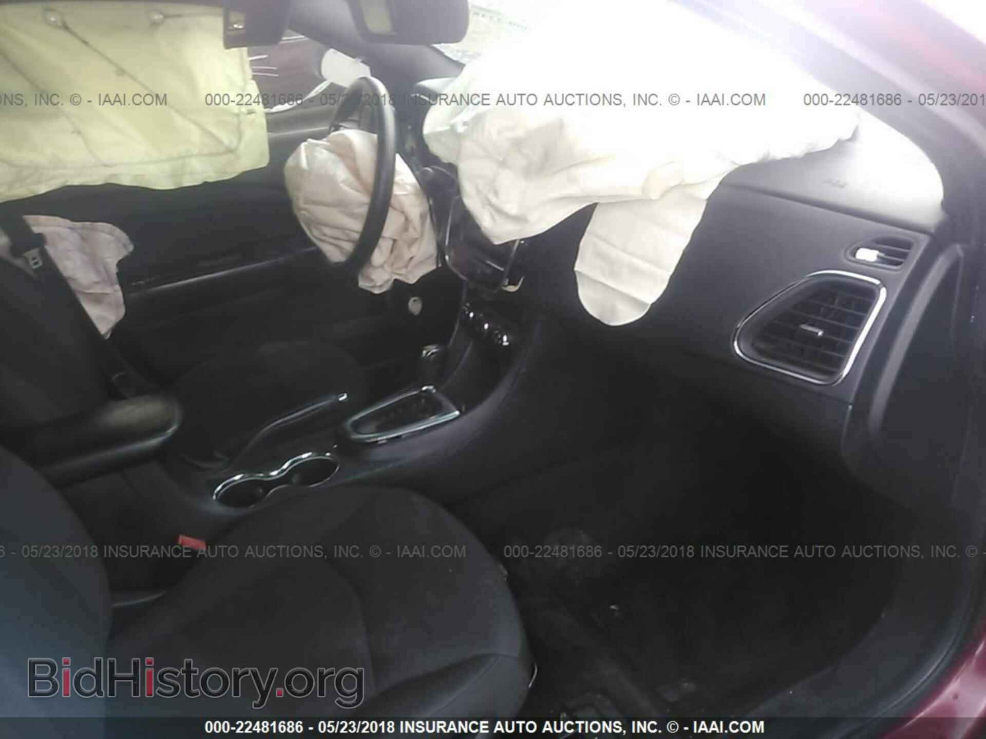 2013 Chrysler 200 - VIN: 1C3CCBAGXDN767427 - Фото 5
