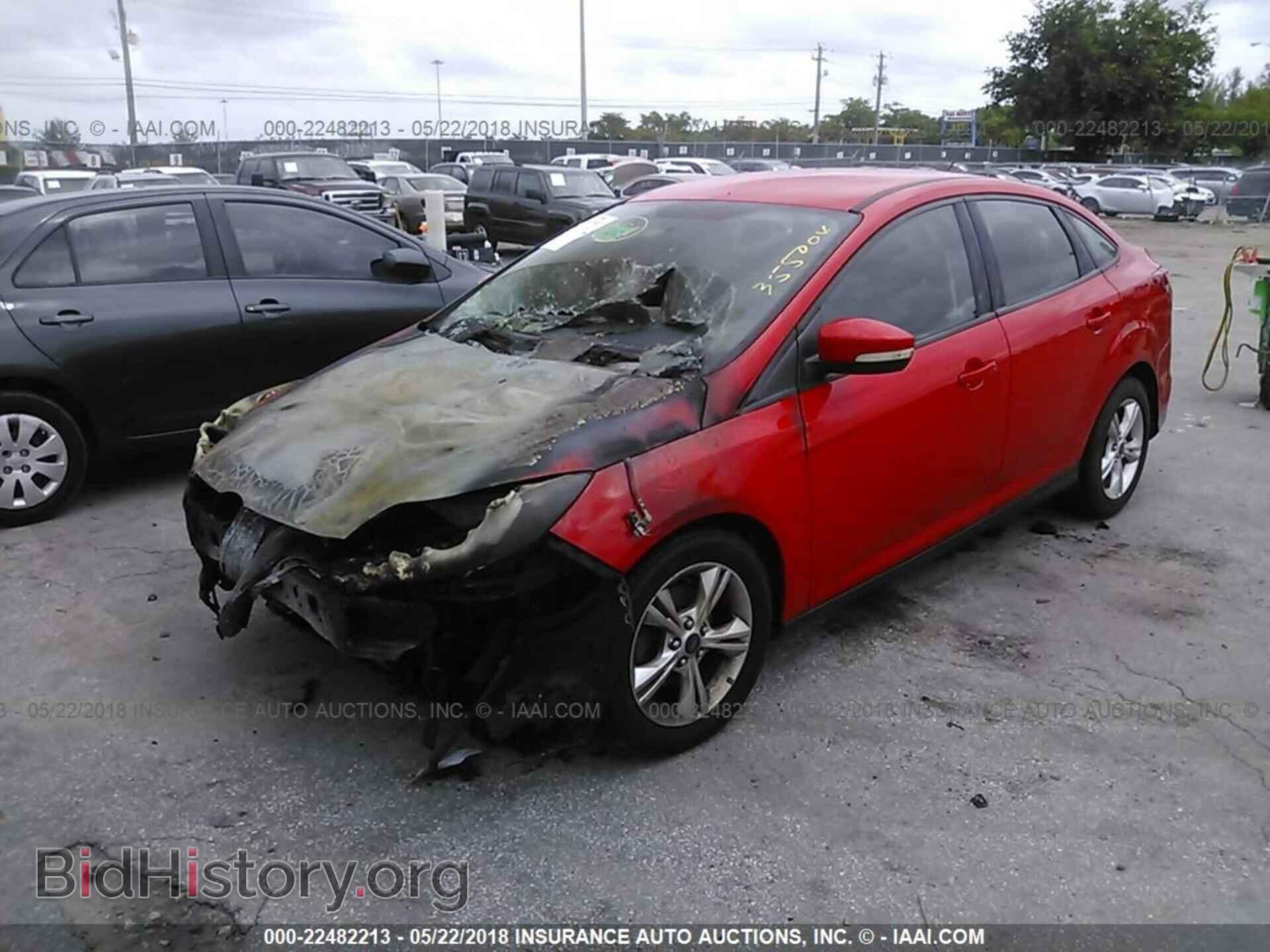 2013 Ford Focus - VIN: 1FADP3F23DL355004 - Фото 2