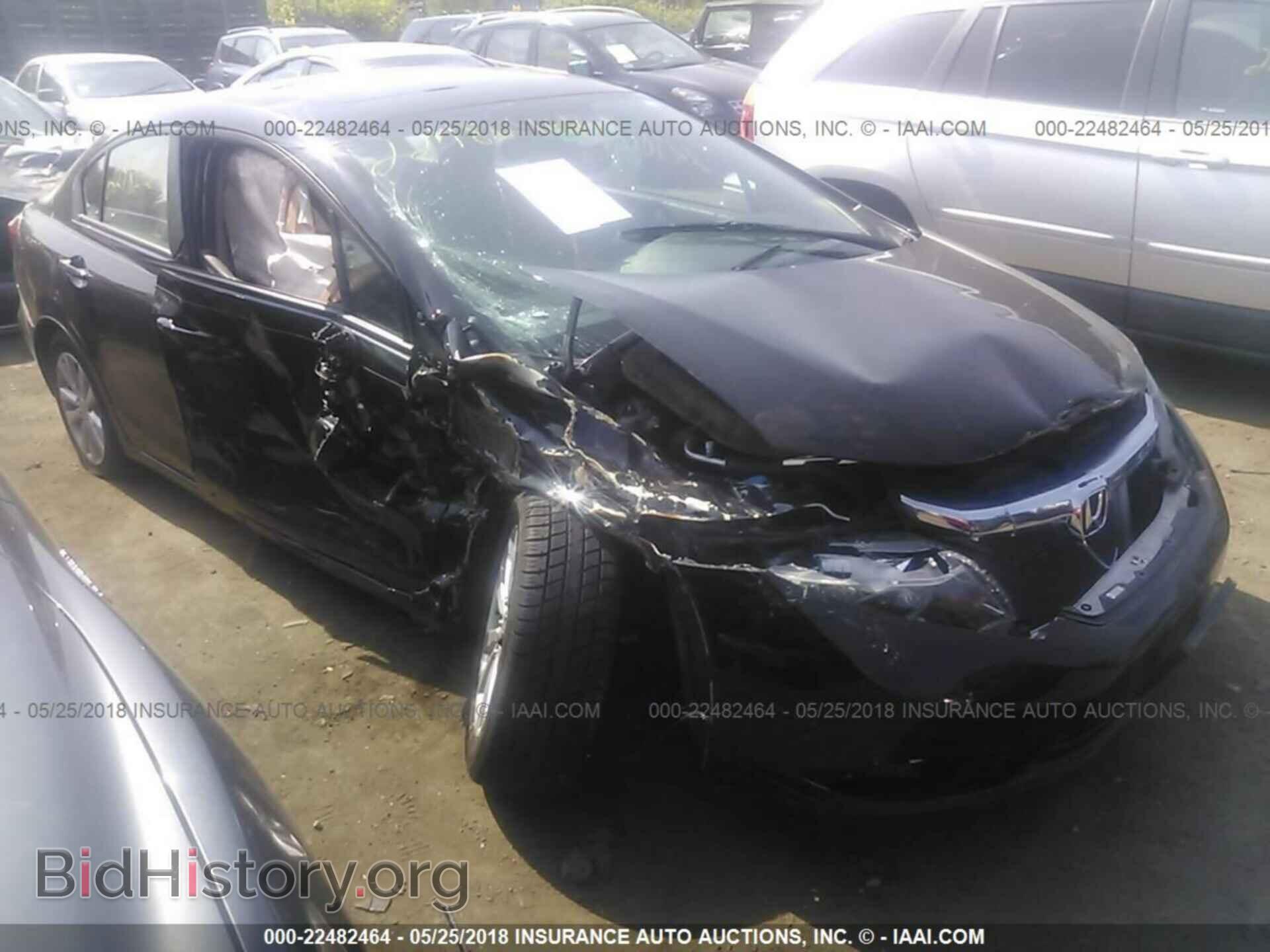 2012 Honda CIVIC (VIN 2HGFB2F82CH593634) — фото 1 из 10, IAAI, повреждение: правый бок