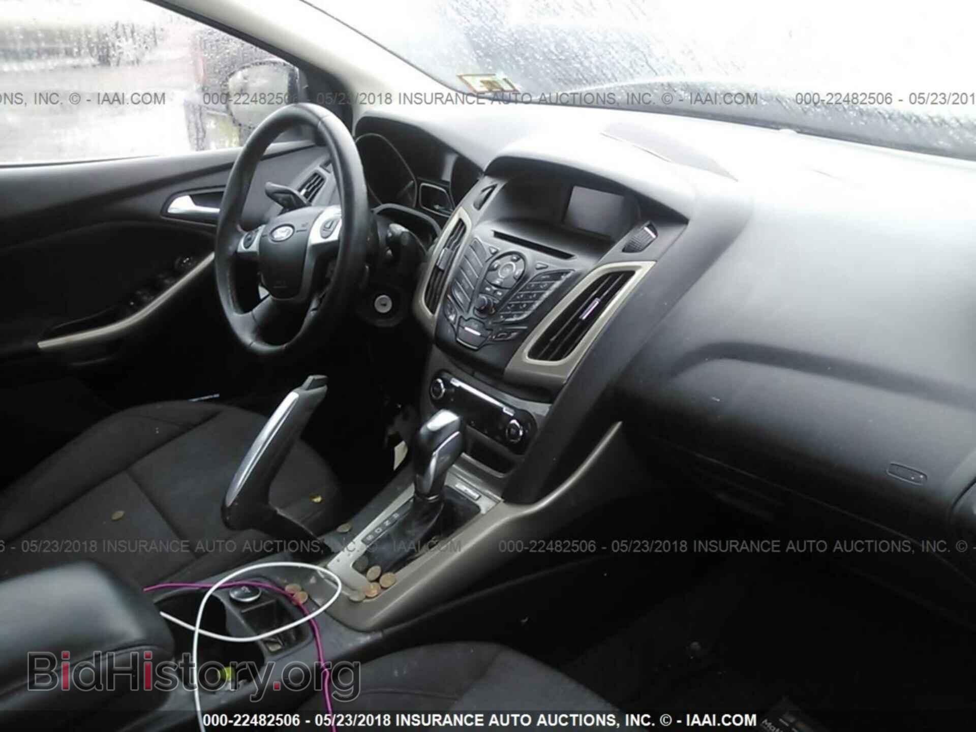 2012 Ford Focus - VIN: 1FAHP3H25CL106460 - Photo 5