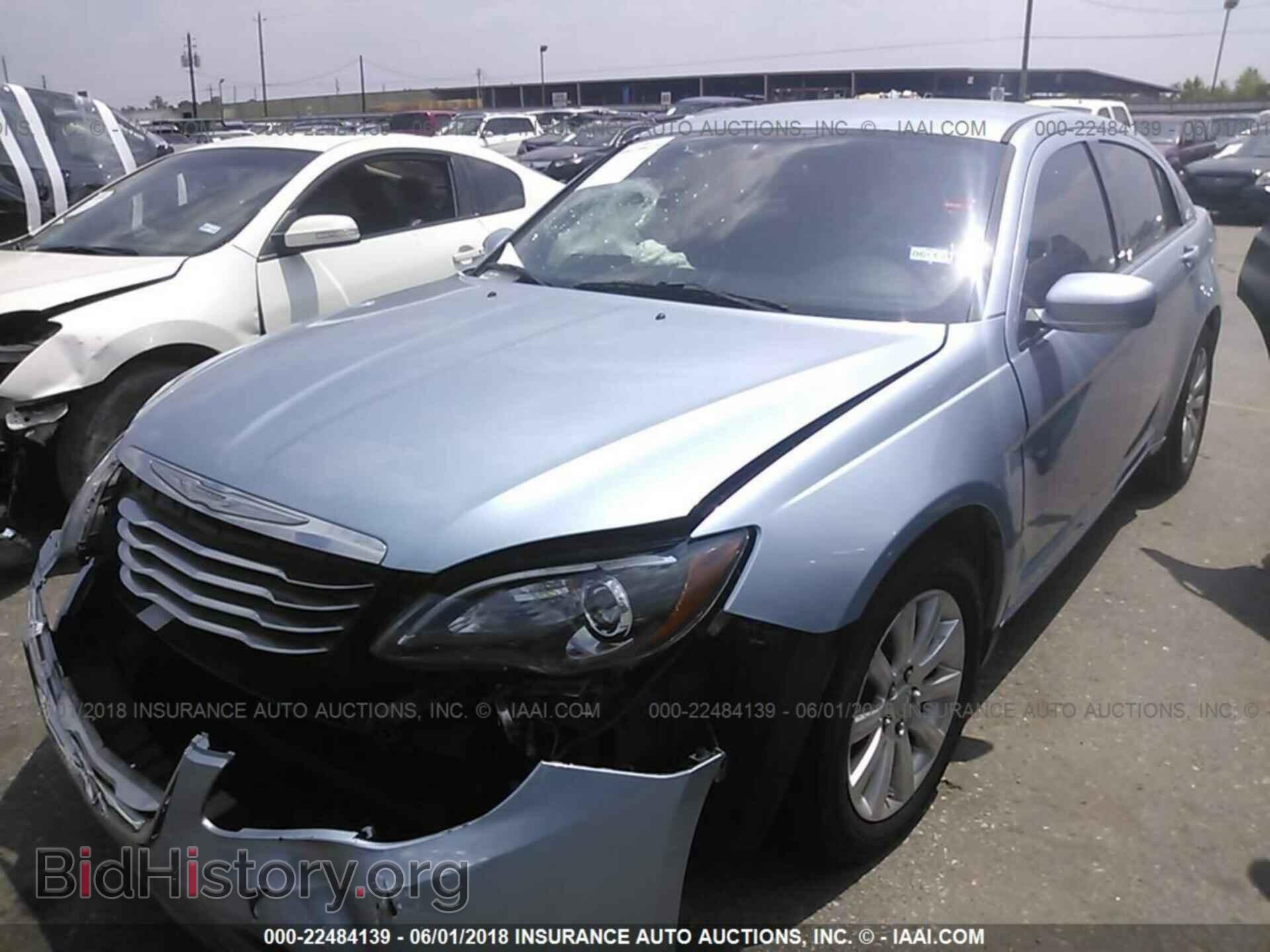 2012 Chrysler 200 - VIN: 1C3CCBBB0CN288340 - Фото 2