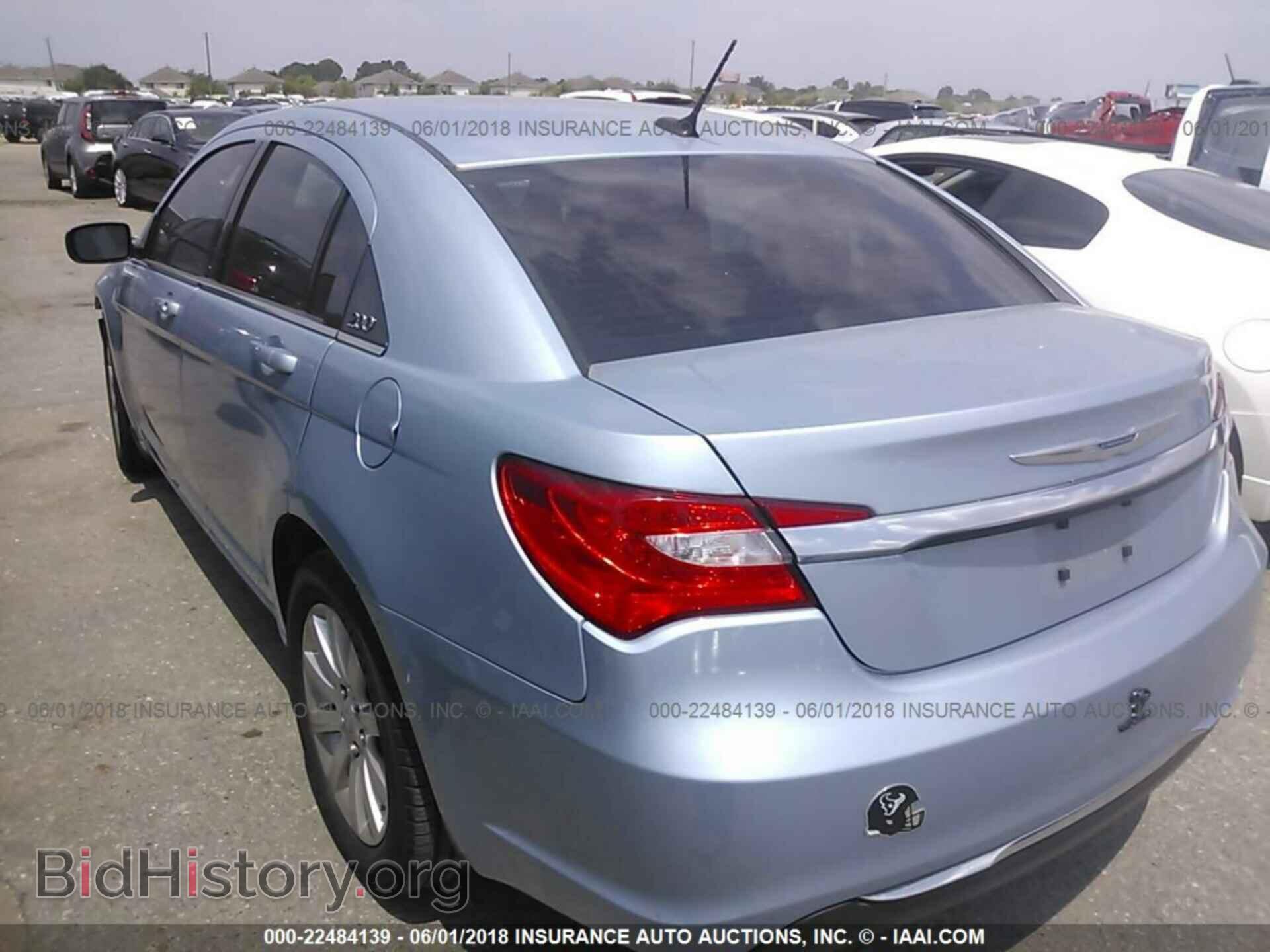 2012 Chrysler 200 - VIN: 1C3CCBBB0CN288340 - Фото 3