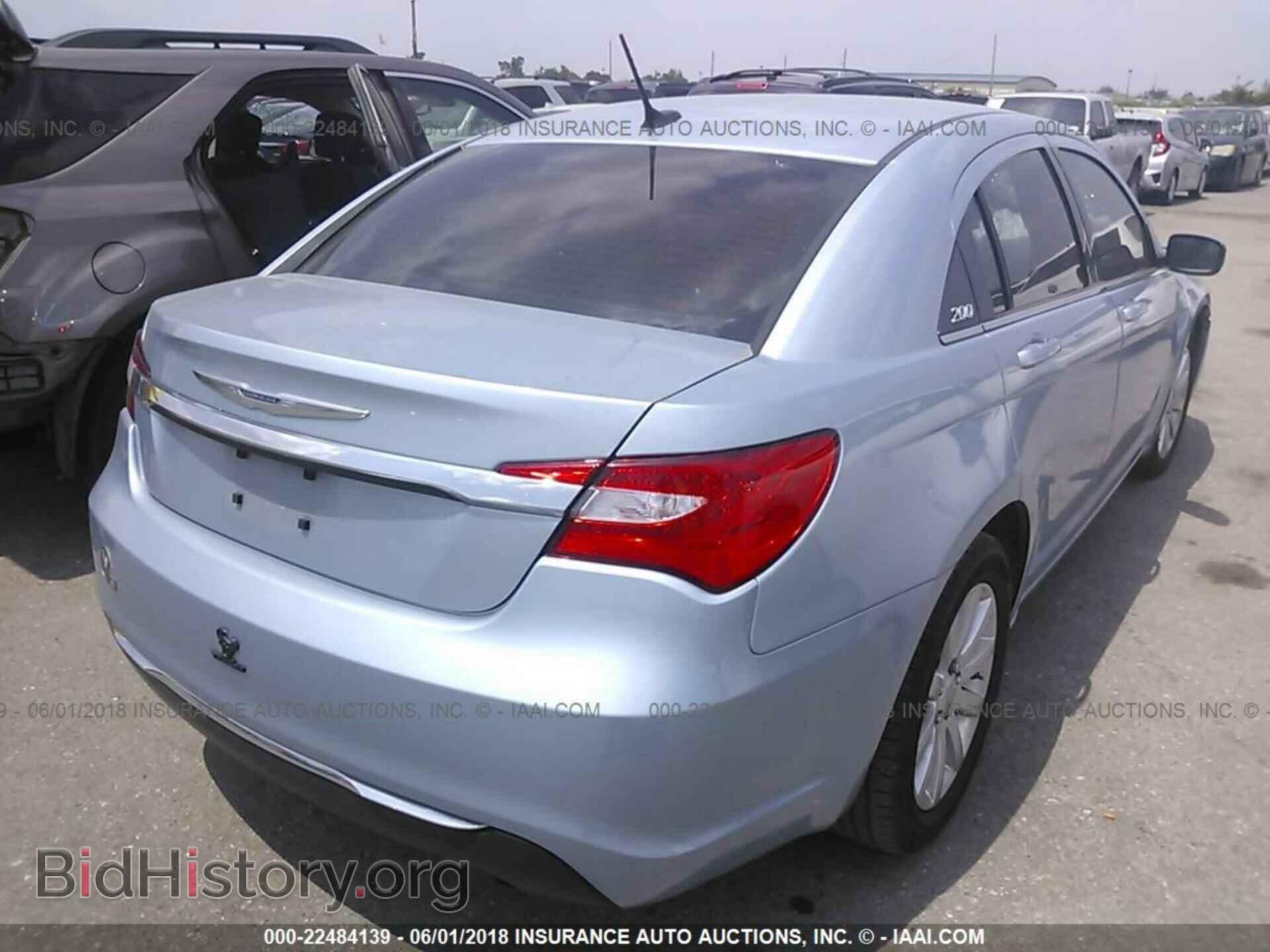 2012 Chrysler 200 - VIN: 1C3CCBBB0CN288340 - Фото 4