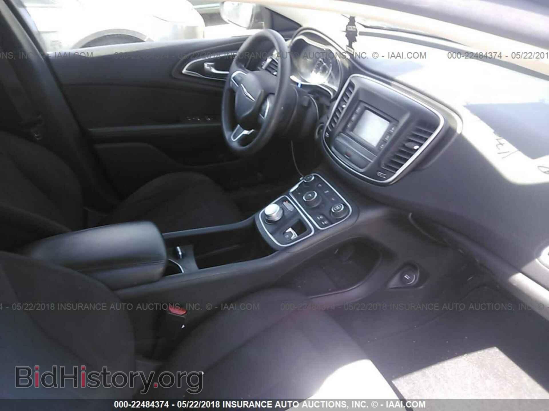 2016 Chrysler 200 - VIN: 1C3CCCAB4GN171079 - Photo 5