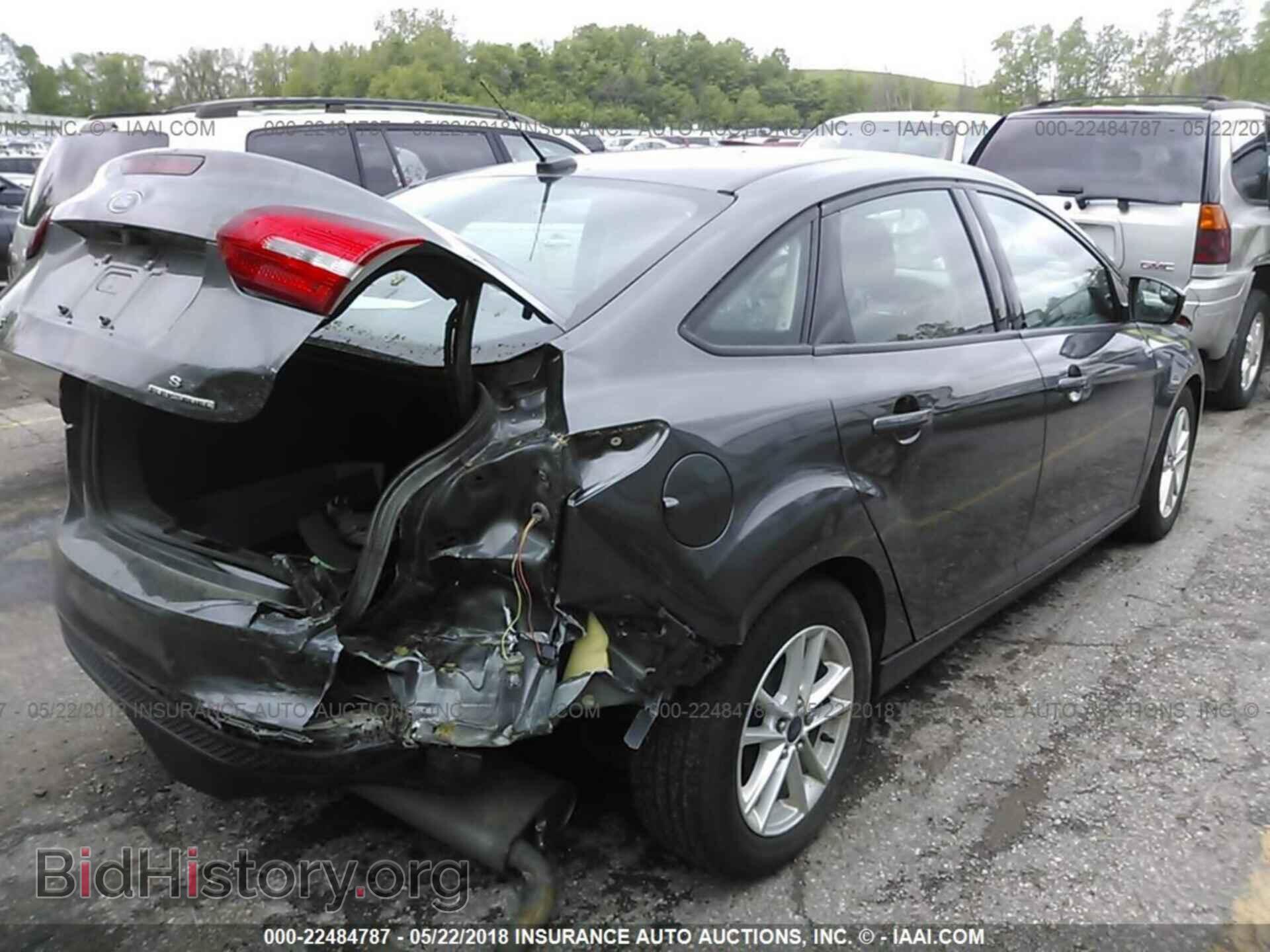 2016 Ford Focus - VIN: 1FADP3F20GL244561 - Фото 4