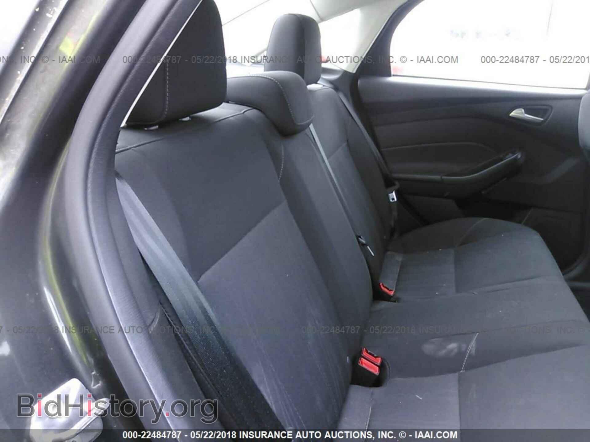 2016 Ford Focus - VIN: 1FADP3F20GL244561 - Фото 8