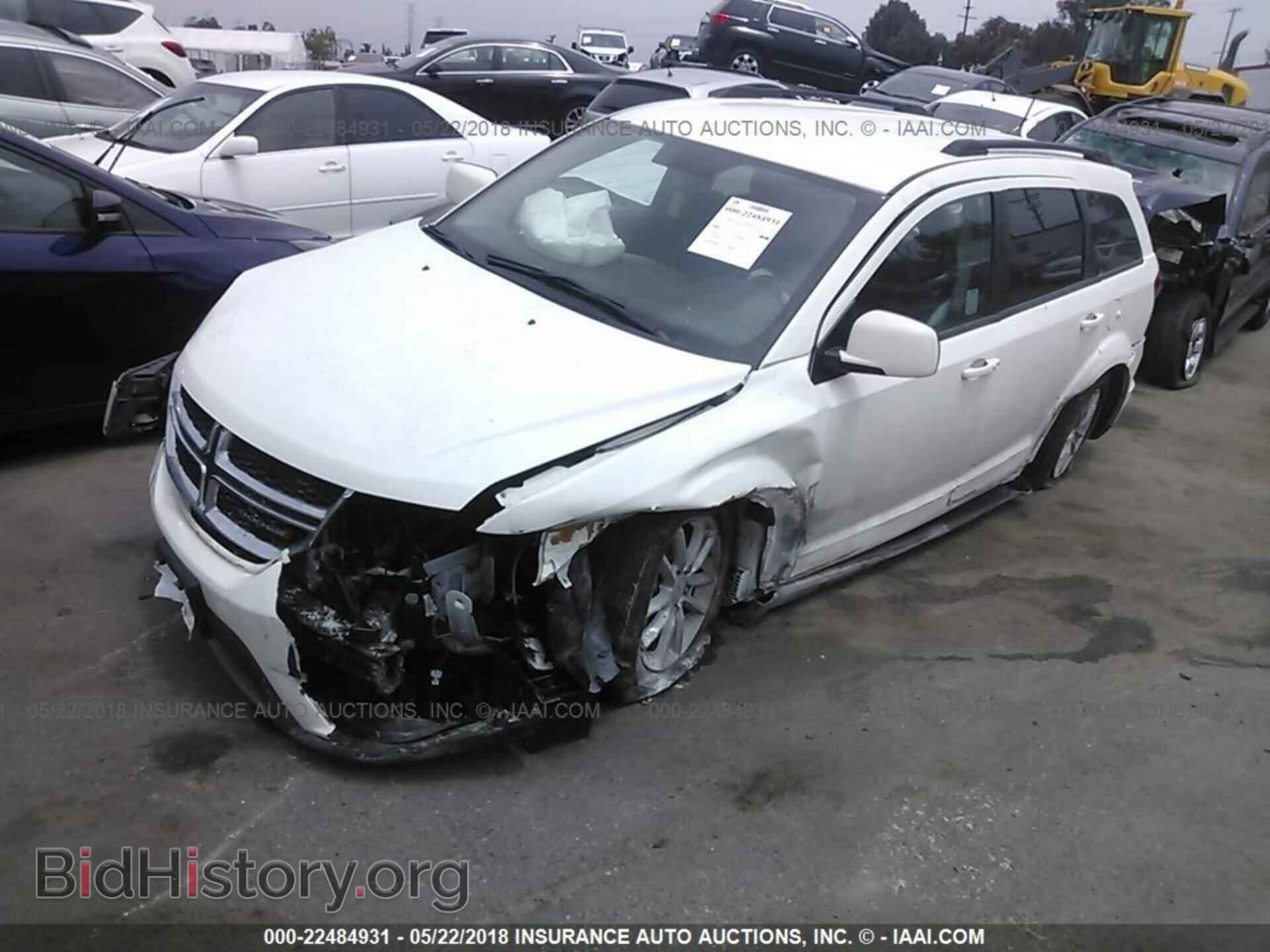 2017 Dodge Journey - VIN: 3C4PDCBG3HT514681 - Фото 2