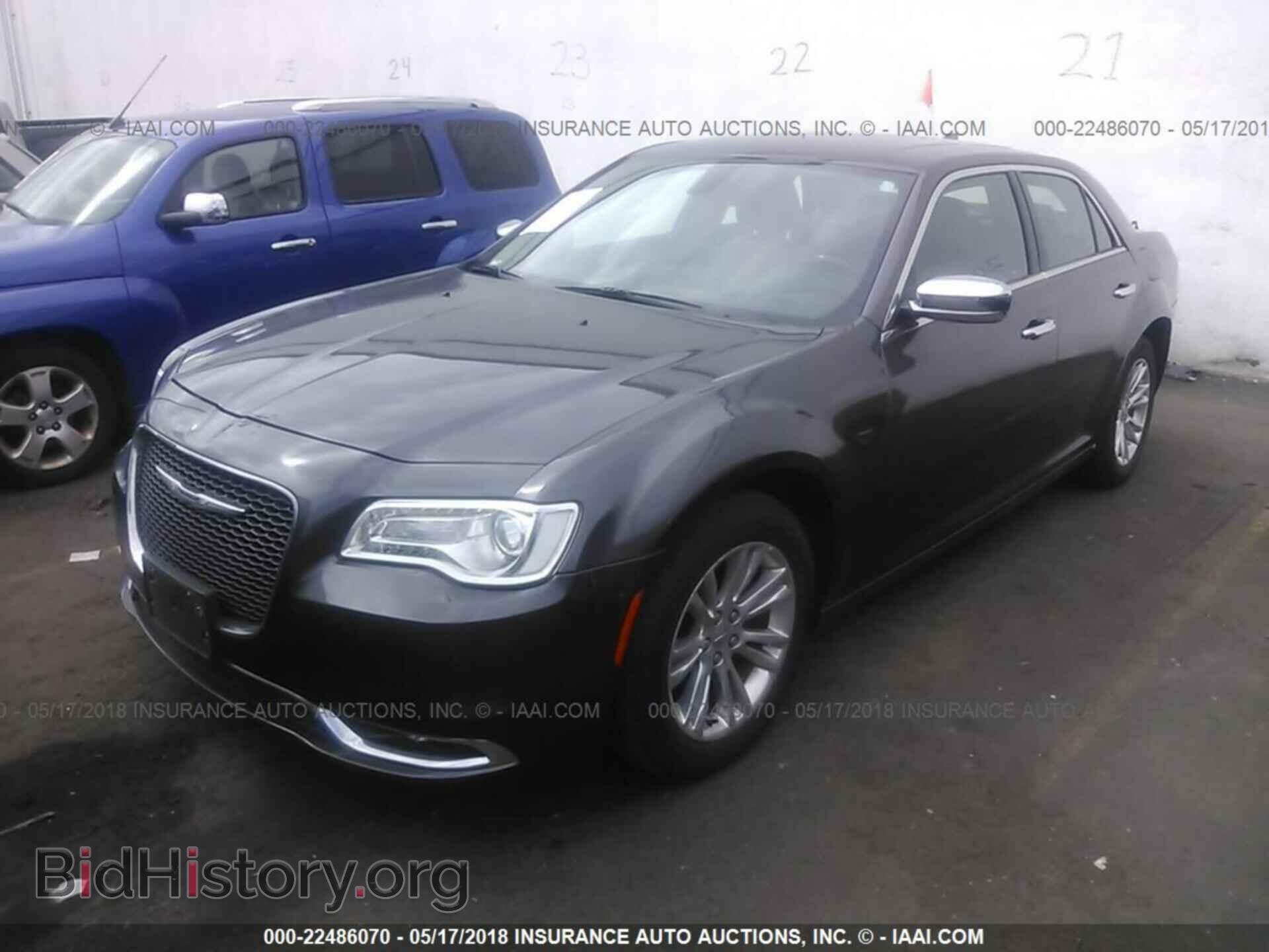 2016 Chrysler 300c - VIN: 2C3CCAEG4GH127960 - Фото 2