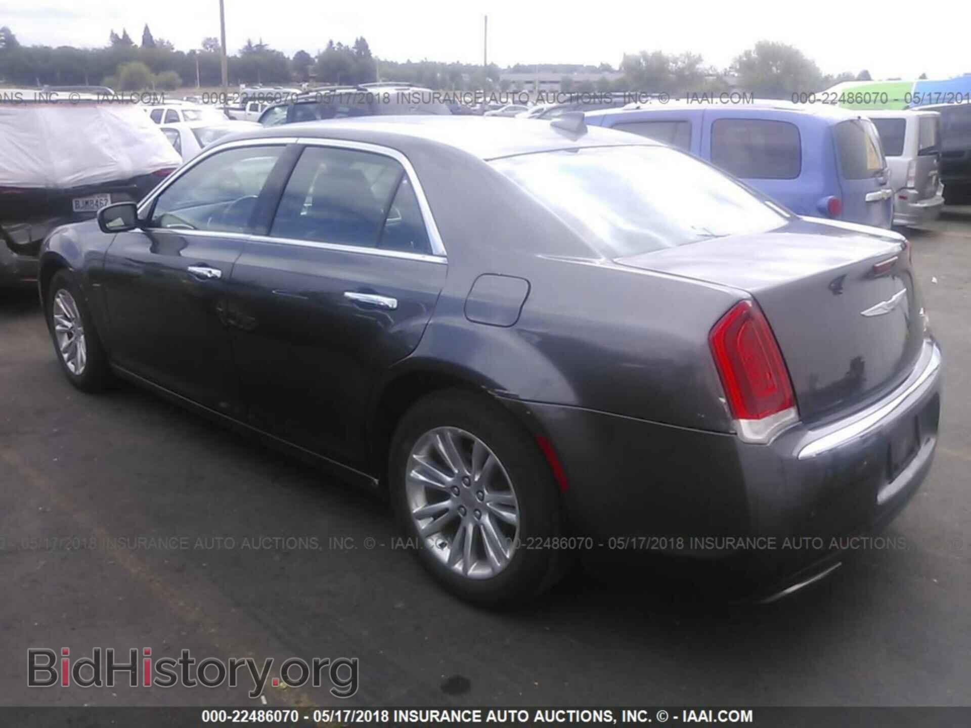2016 Chrysler 300c - VIN: 2C3CCAEG4GH127960 - Фото 3