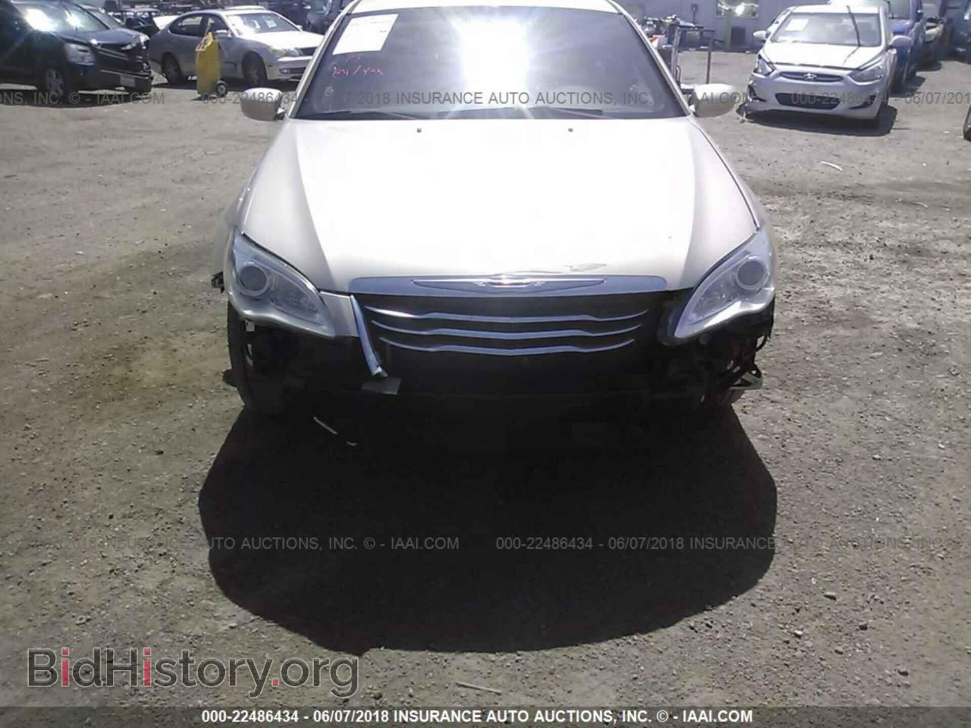 2013 Chrysler 200 - VIN: 1C3CCBAB0DN734604 - Photo 6