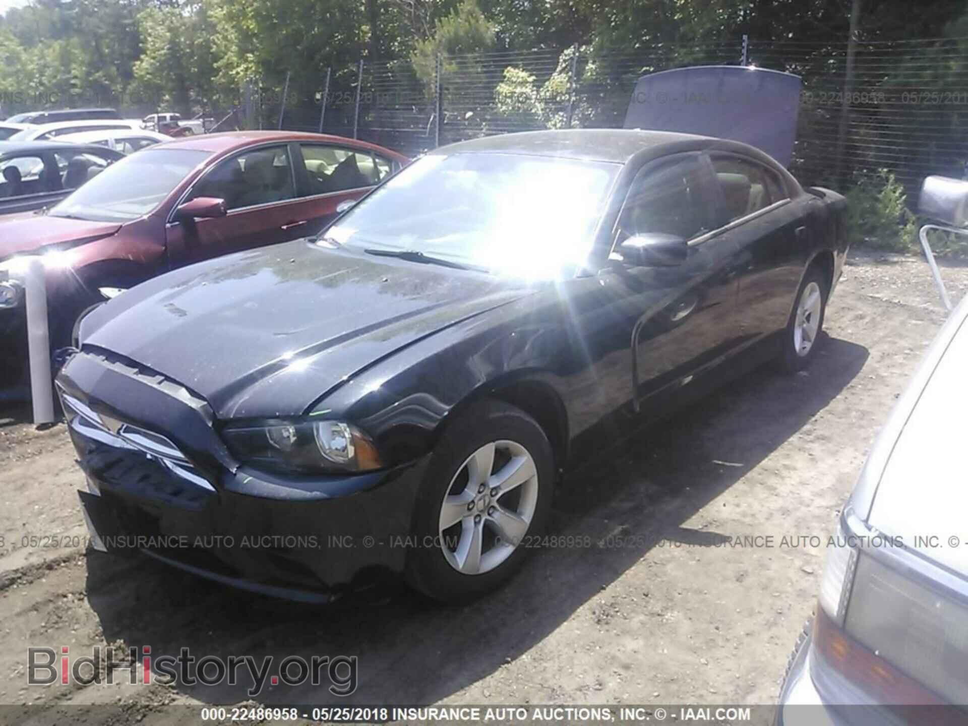 2011 Dodge Charger - VIN: 2B3CL3CG6BH543402 - Фото 2