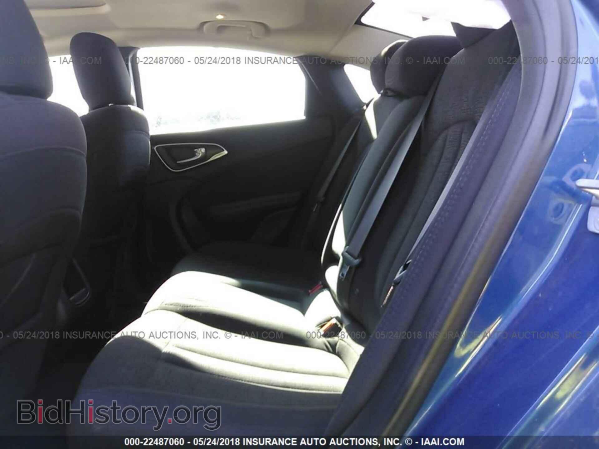 2016 Chrysler 200 - VIN: 1C3CCCAB9GN137431 - Photo 8