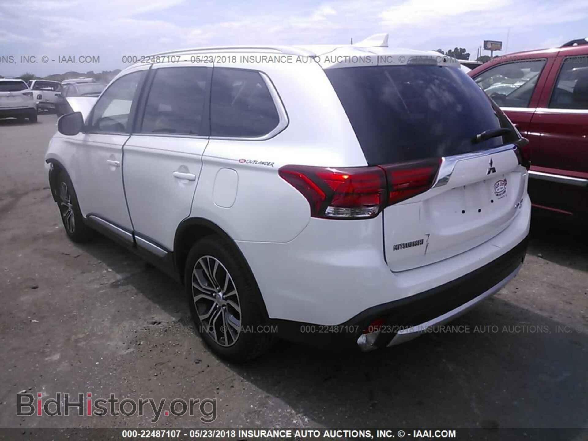 2017 Mitsubishi Outlander - VIN: JA4AD3A34HZ005223 - Фото 3