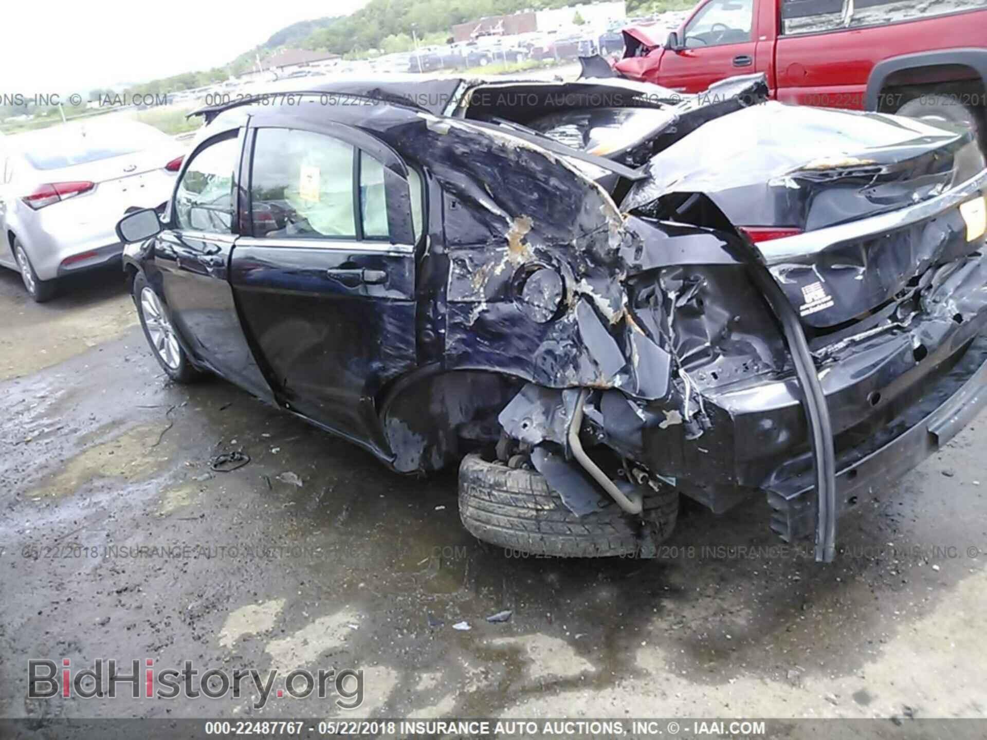 2012 Chrysler 200 - VIN: 1C3CCBBB2CN181693 - Photo 3