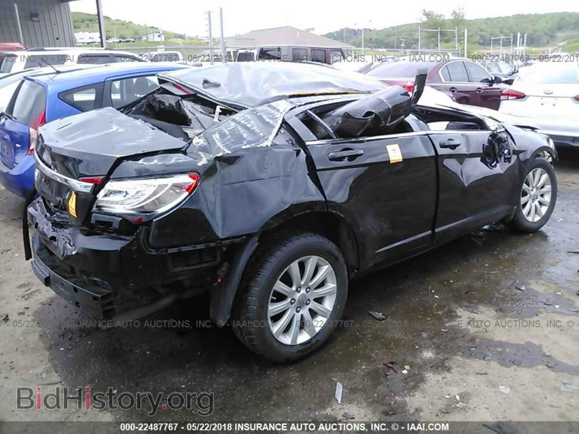2012 Chrysler 200 - VIN: 1C3CCBBB2CN181693 - Photo 4