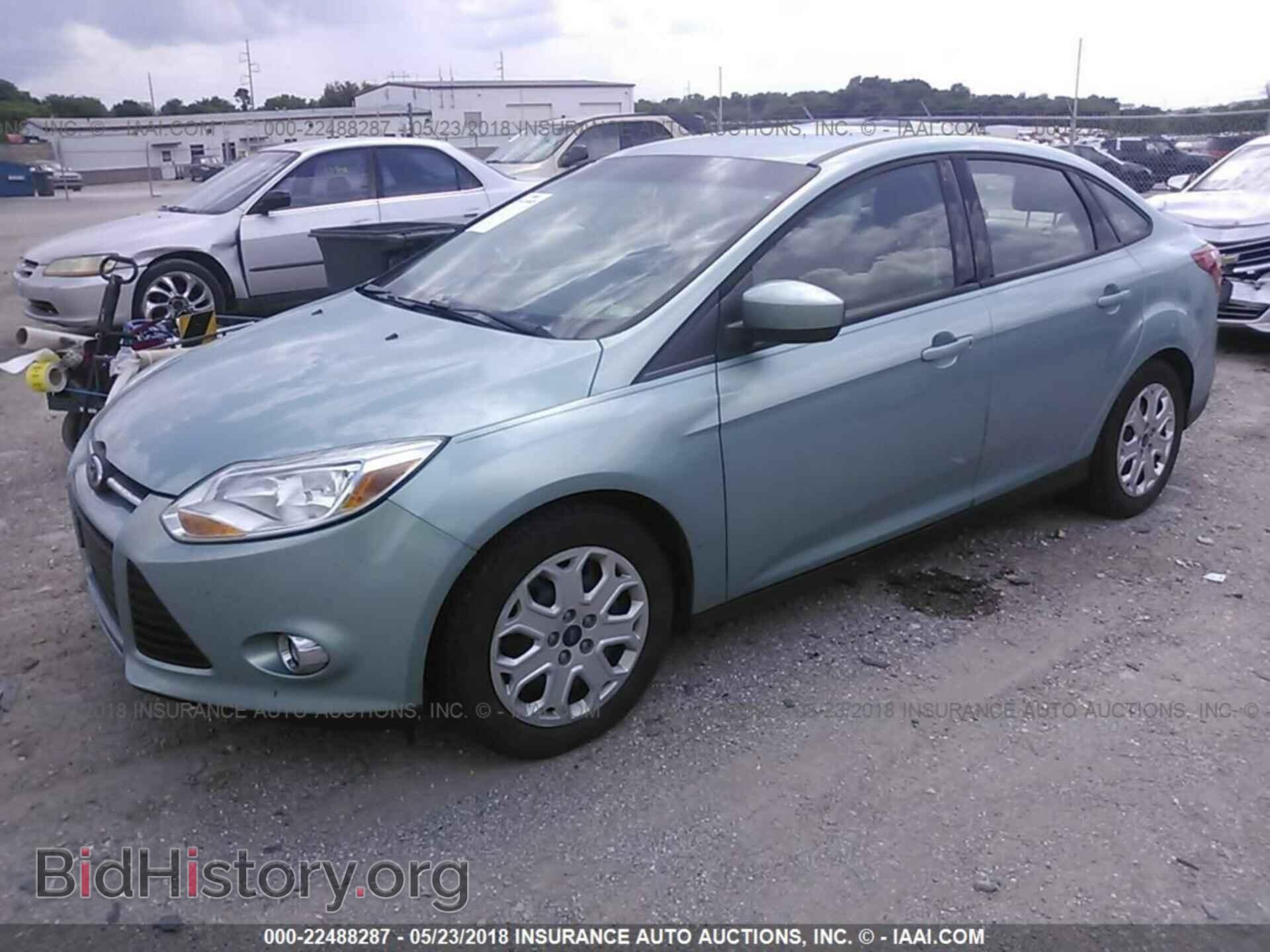 2012 Ford Focus - VIN: 1FAHP3F21CL362193 - Фото 2