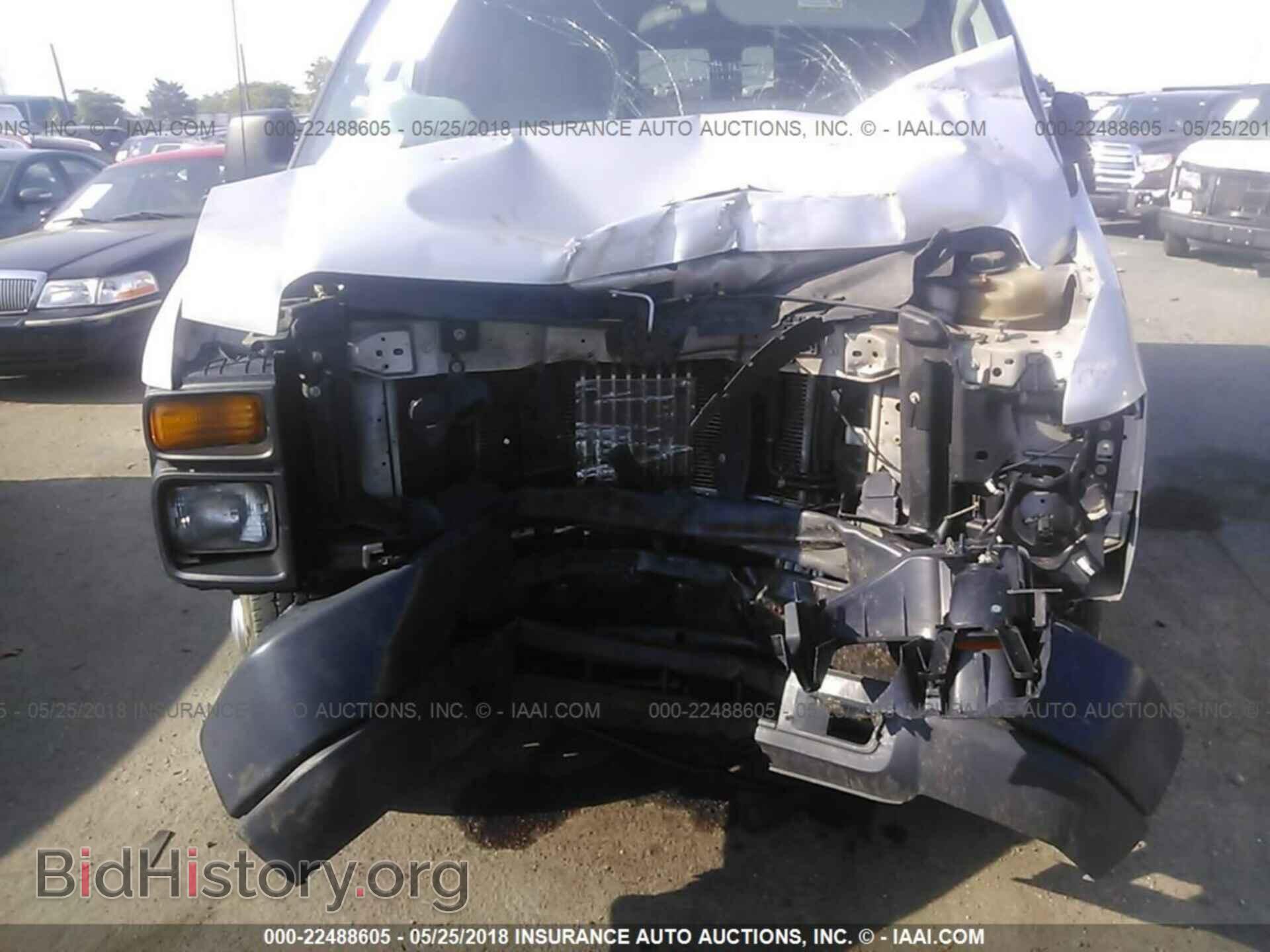 2011 Ford Econoline - VIN: 1FTNE2EL3BDB32493 - Photo 6